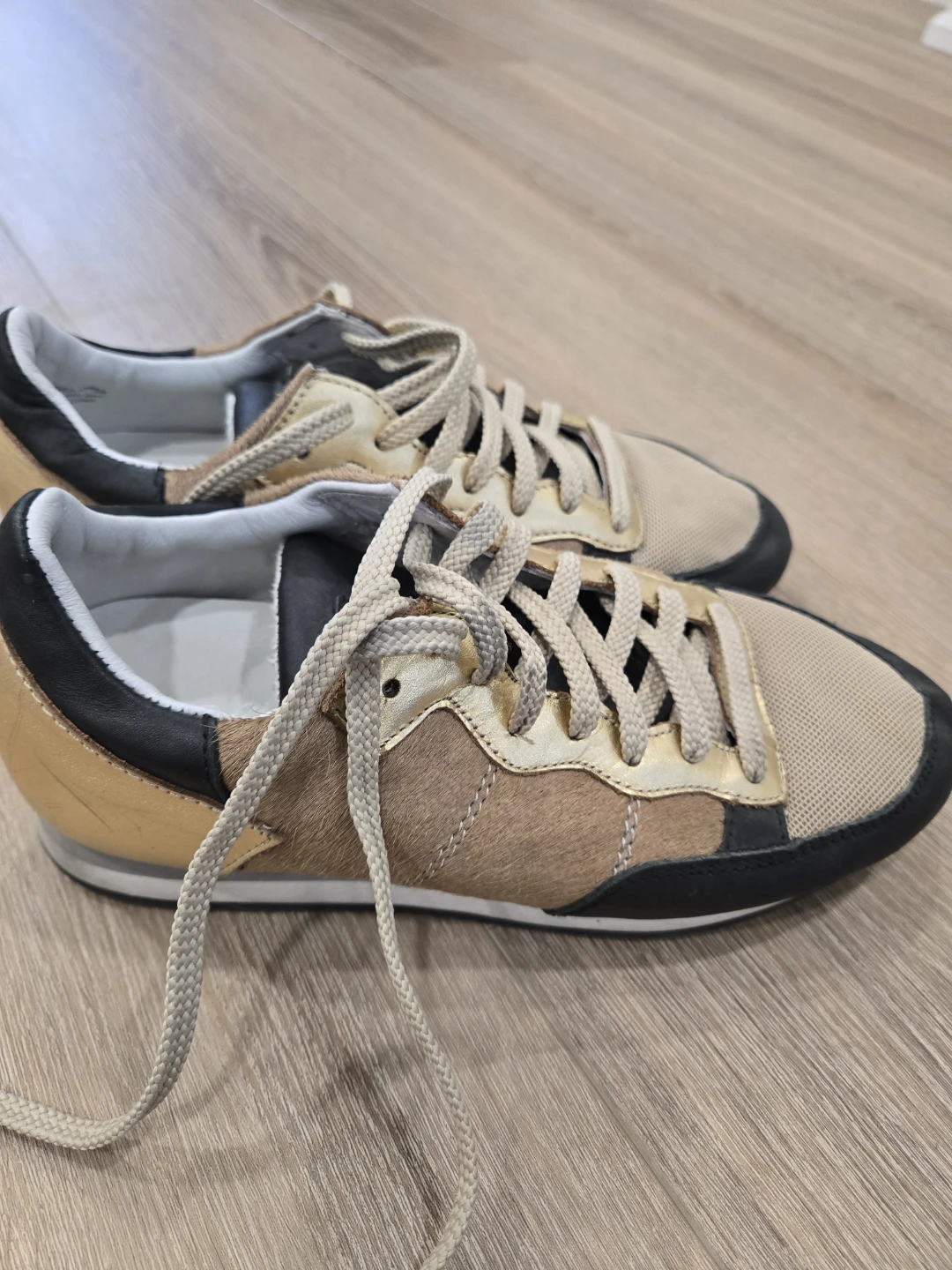 Women's Sneakers - Tan, Black & Gold