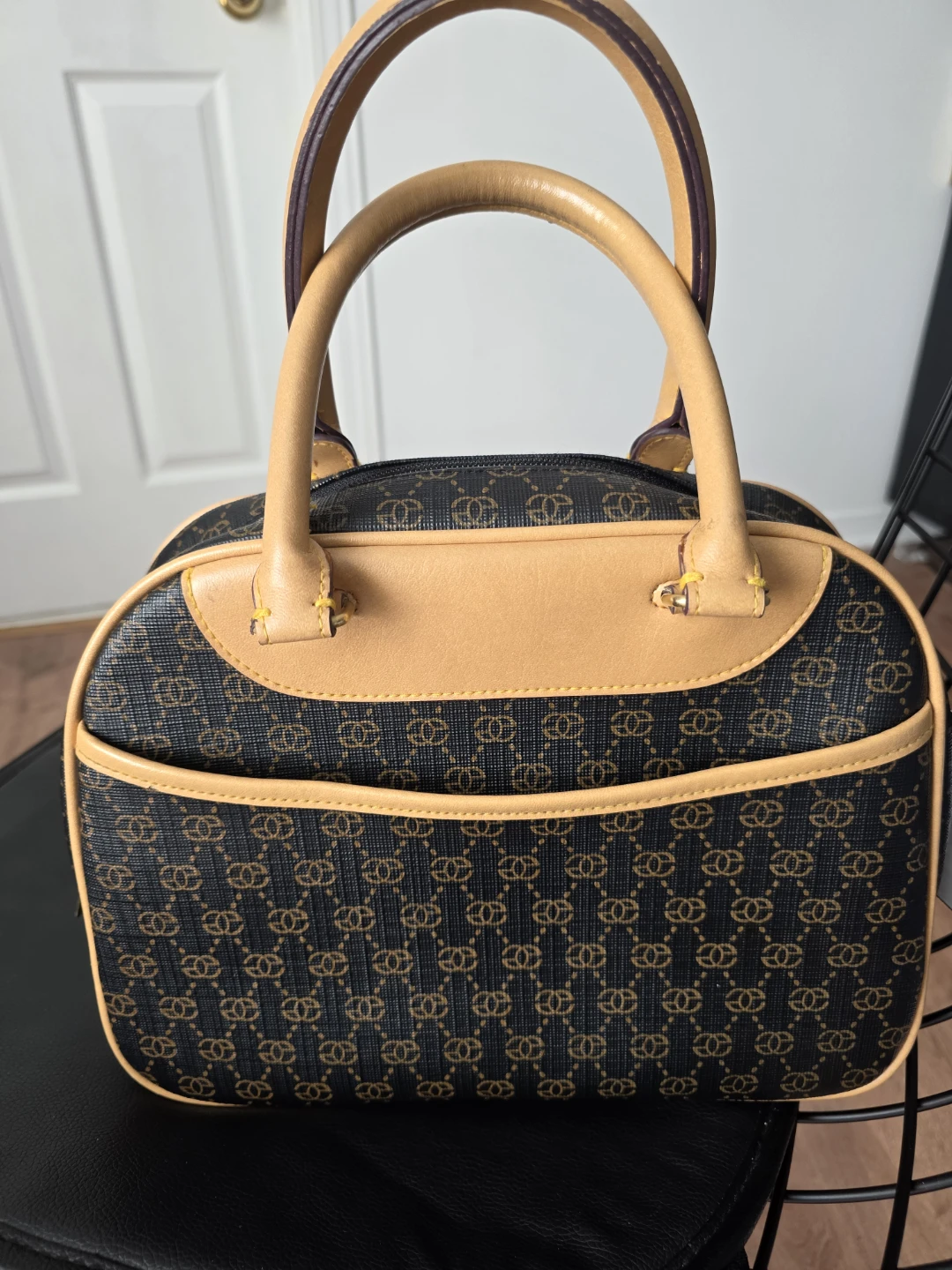 Vintage Tan and Black Monogram Satchel Handbag - photo 3