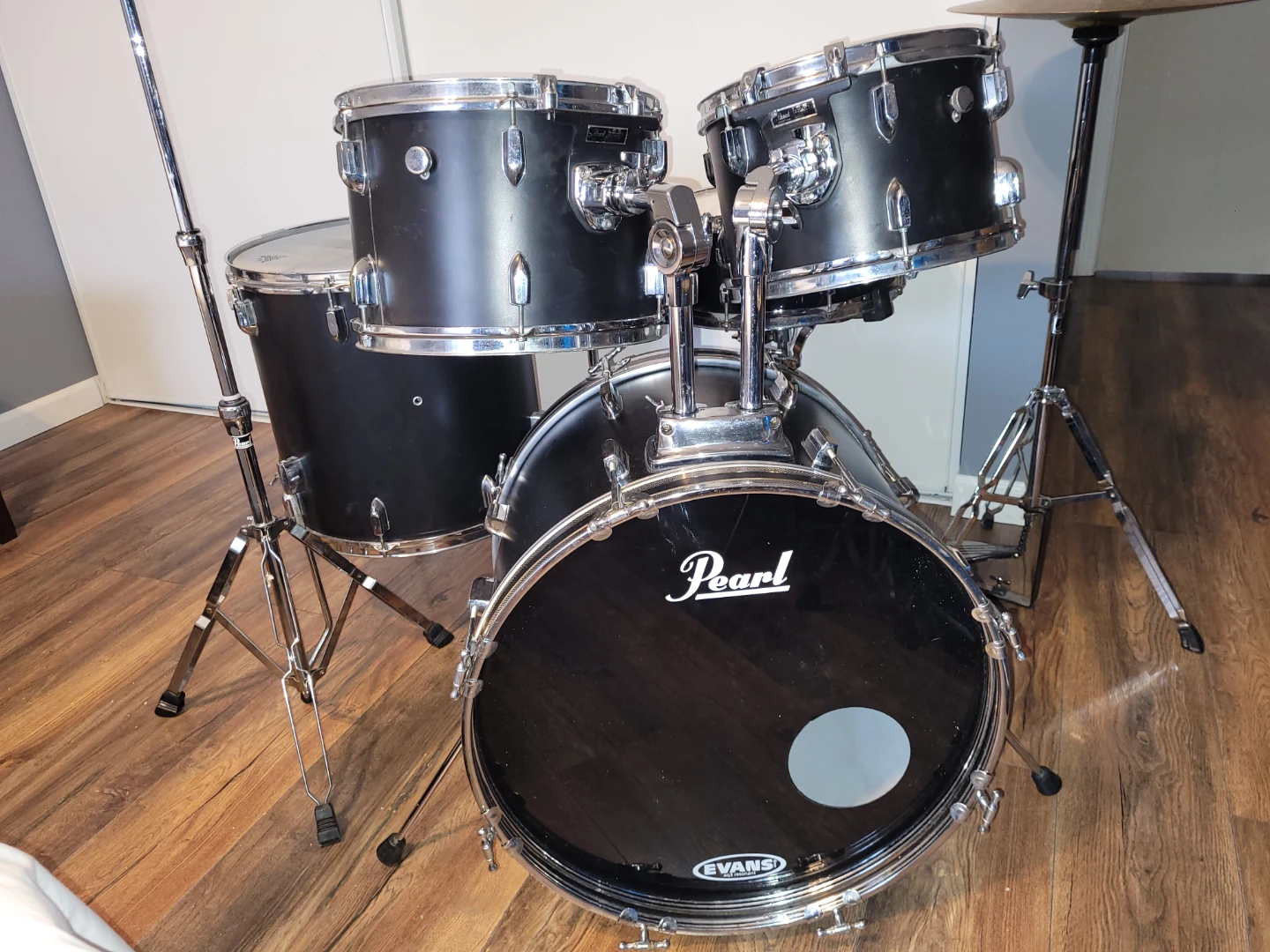 PEARL DRUM SET