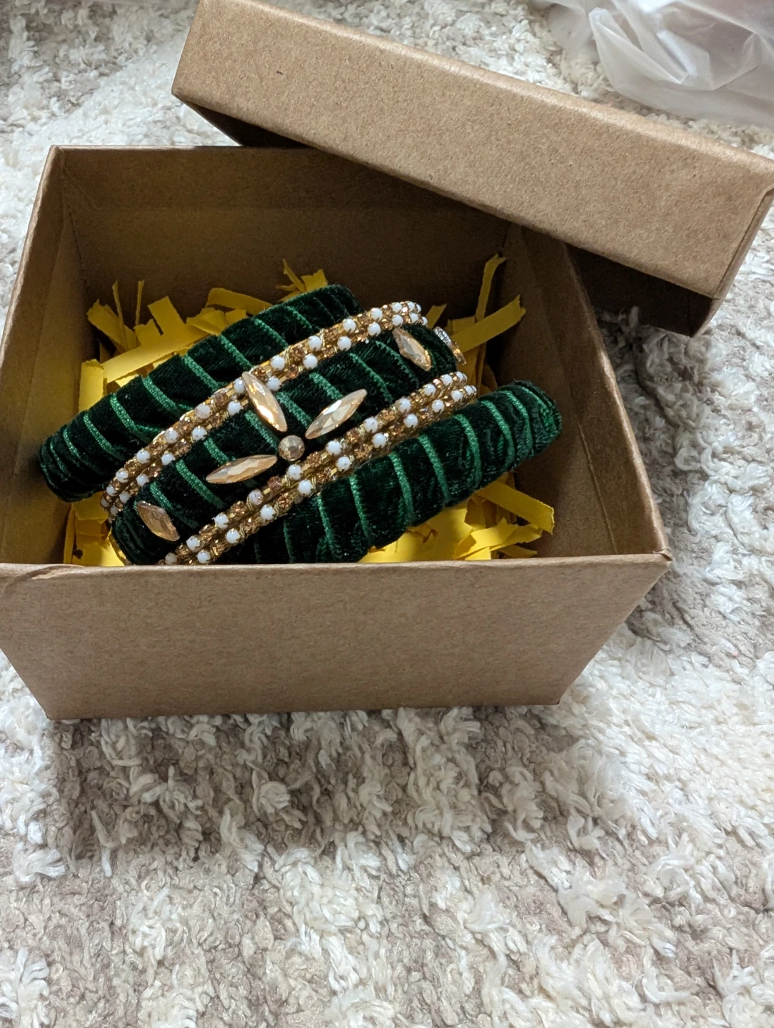 Handmade Green Velvet Beaded Bangles Set with Box - photo 4