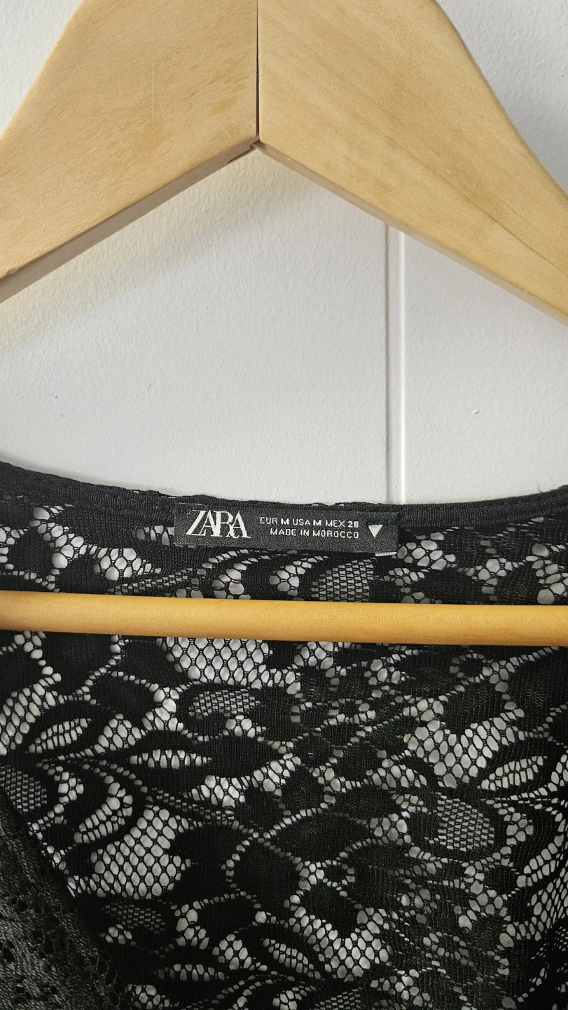 Zara Black Lace V-Neck Dress - Size Medium - photo 2