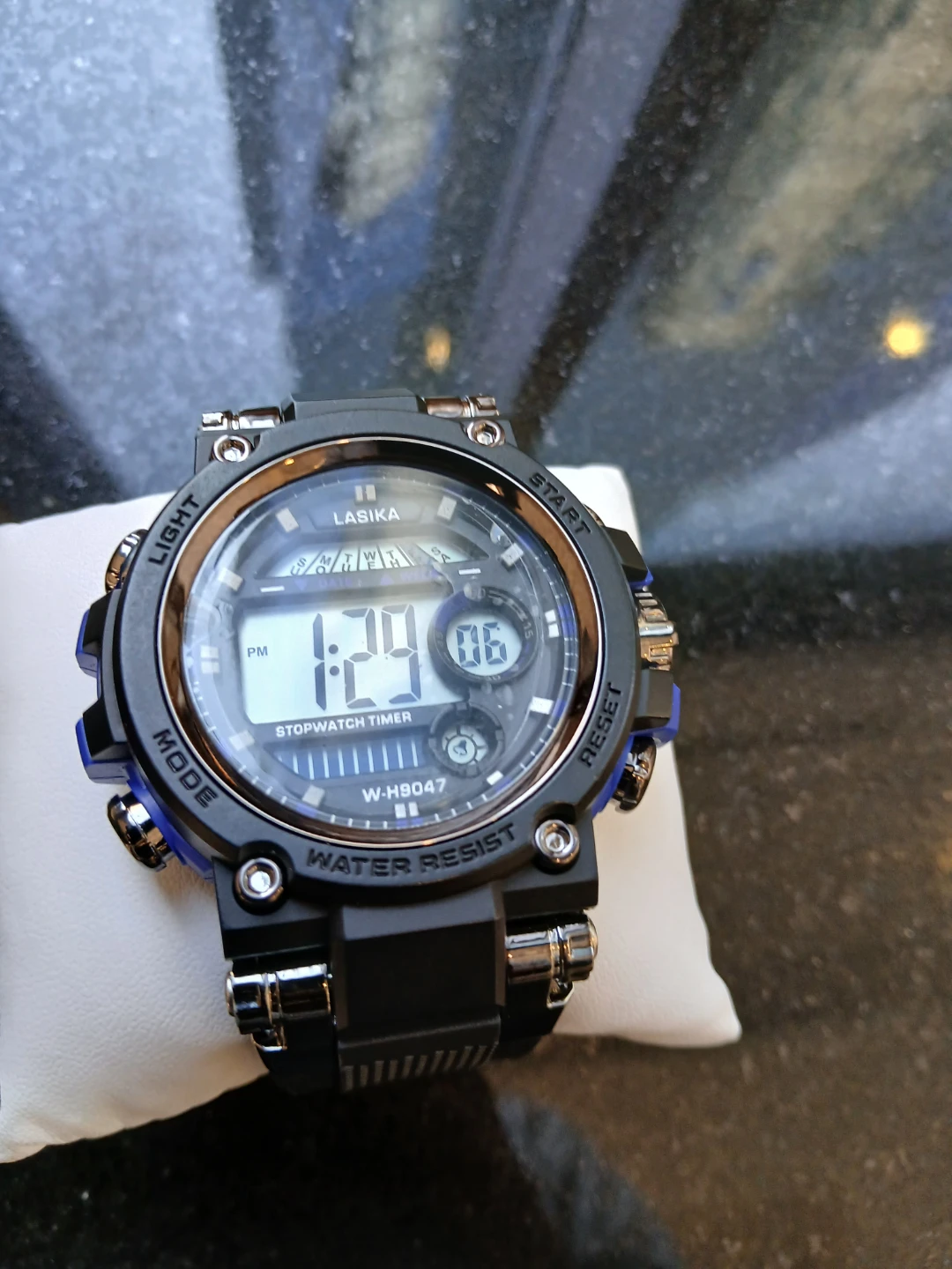 Lasika Digital Sport Watch $25 - photo 4