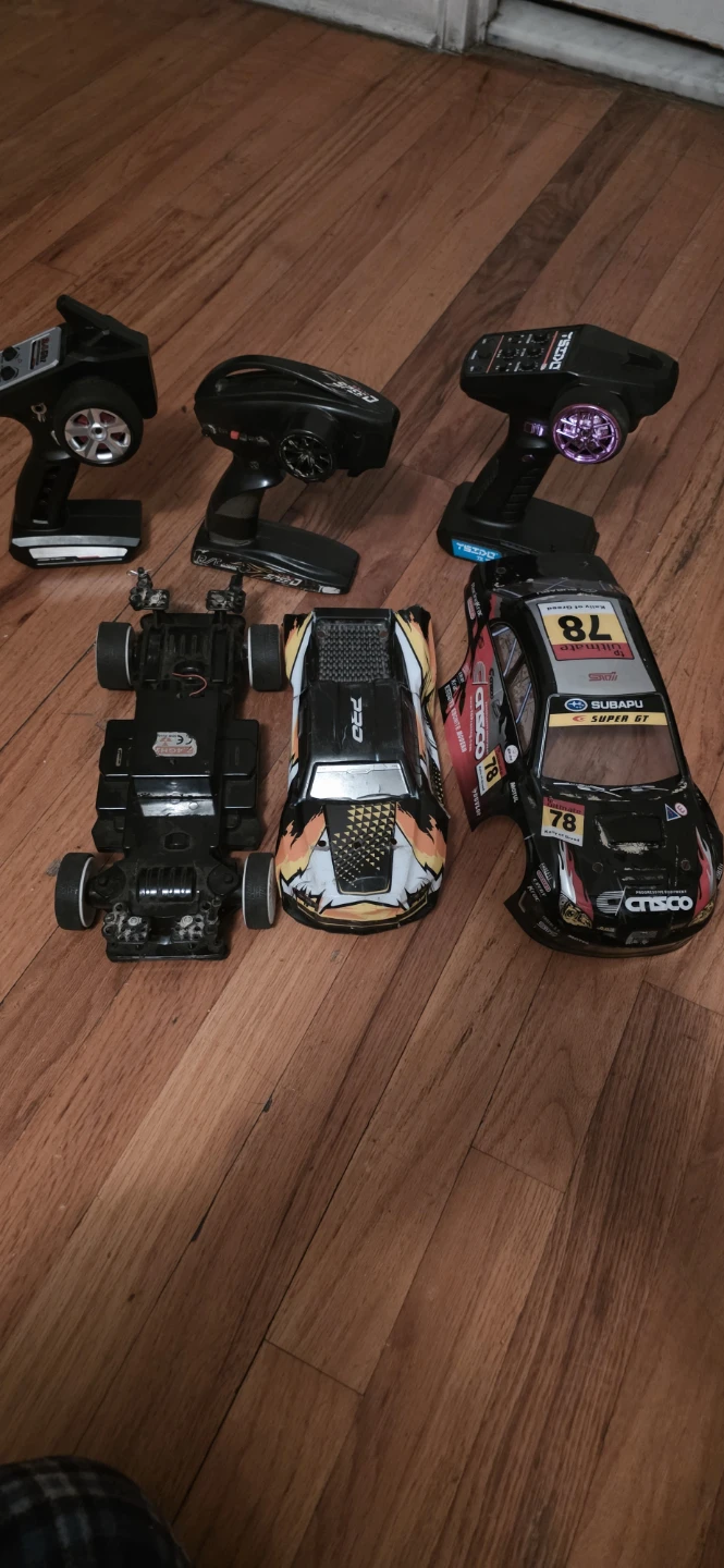Assorted RC Car Controllers and Bodies parts only