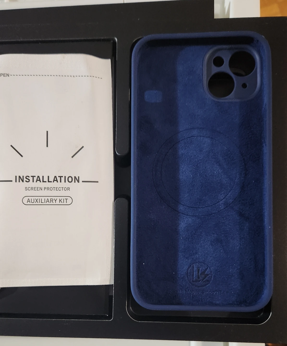 iPhone 14 Pro Max Screen Protector and Case Bundle - photo 2