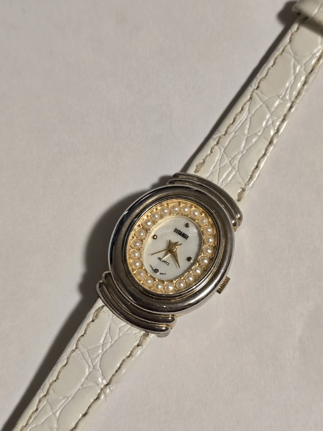 Lady's Oval Gitano Quartz Watch - photo 2