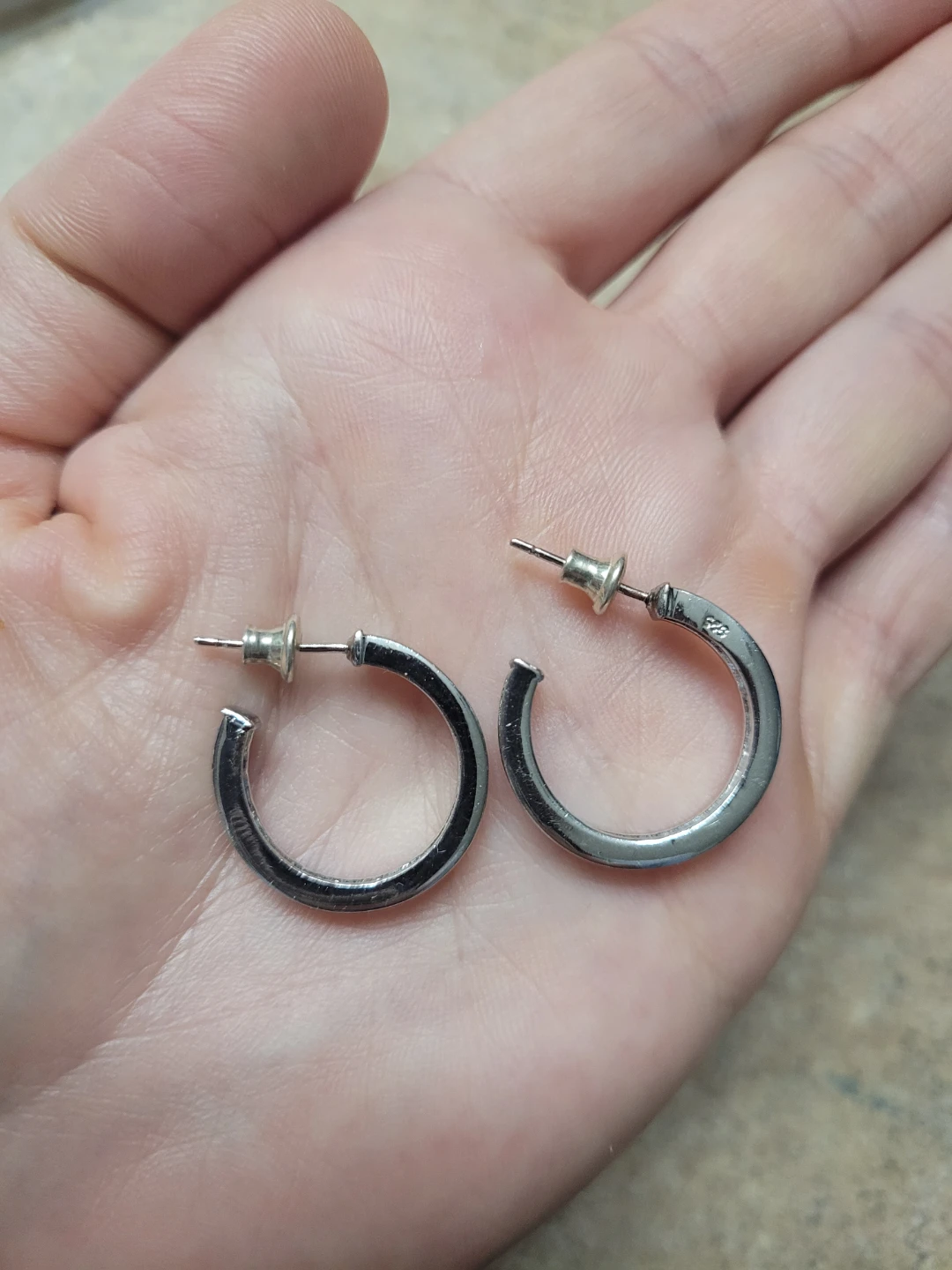 Silver earrings with zirconia - photo 2