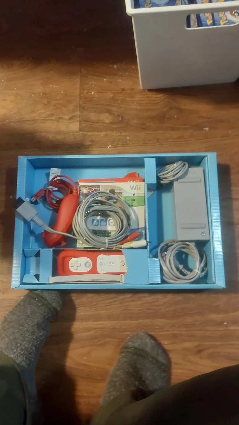Nintendo Wii Mario Kart Bundle - Red - photo 2