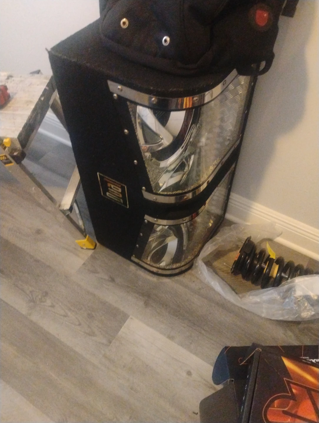 Dual Subwoofer Enclosure Box