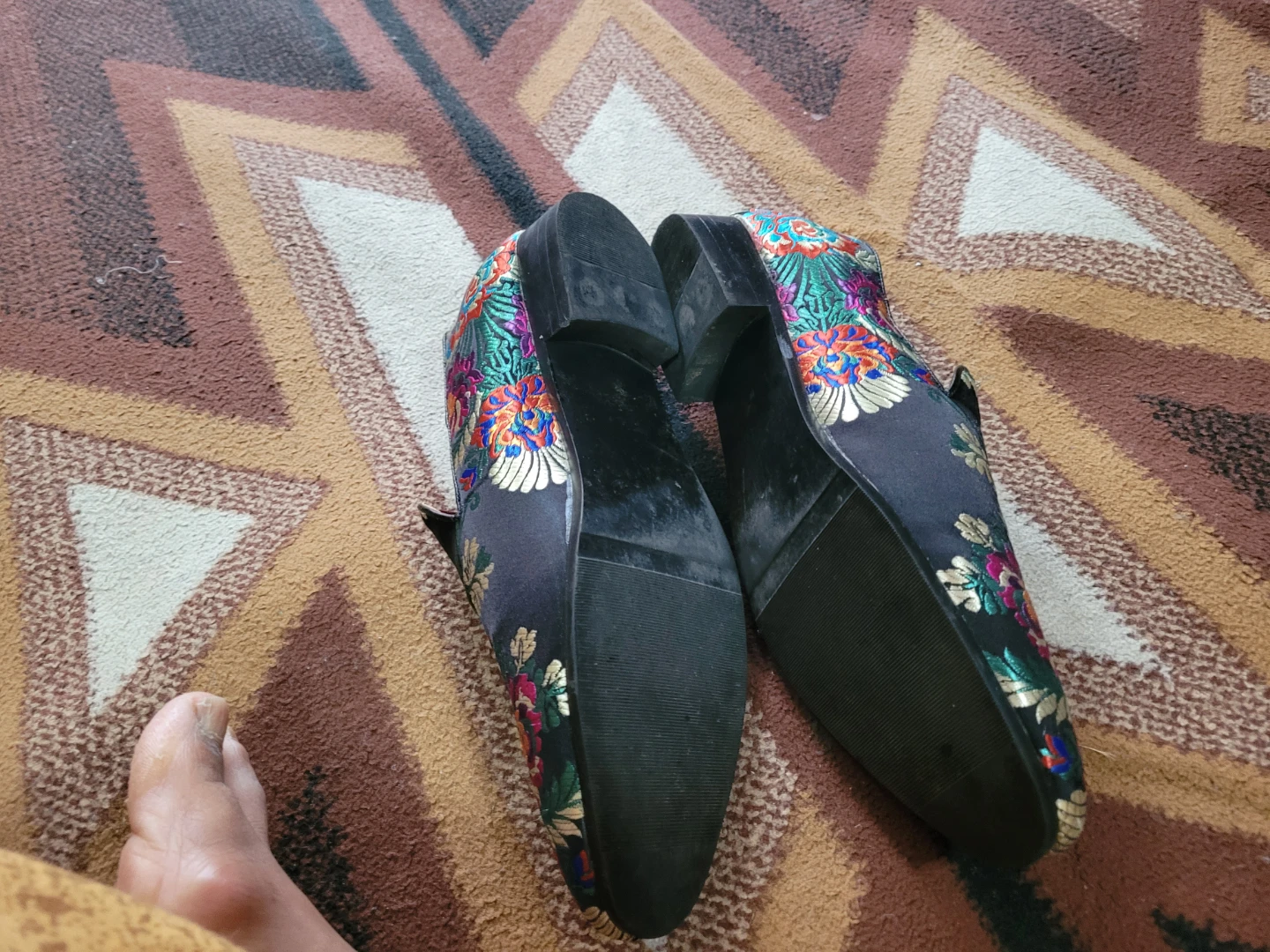 Man's shoes. - photo 2