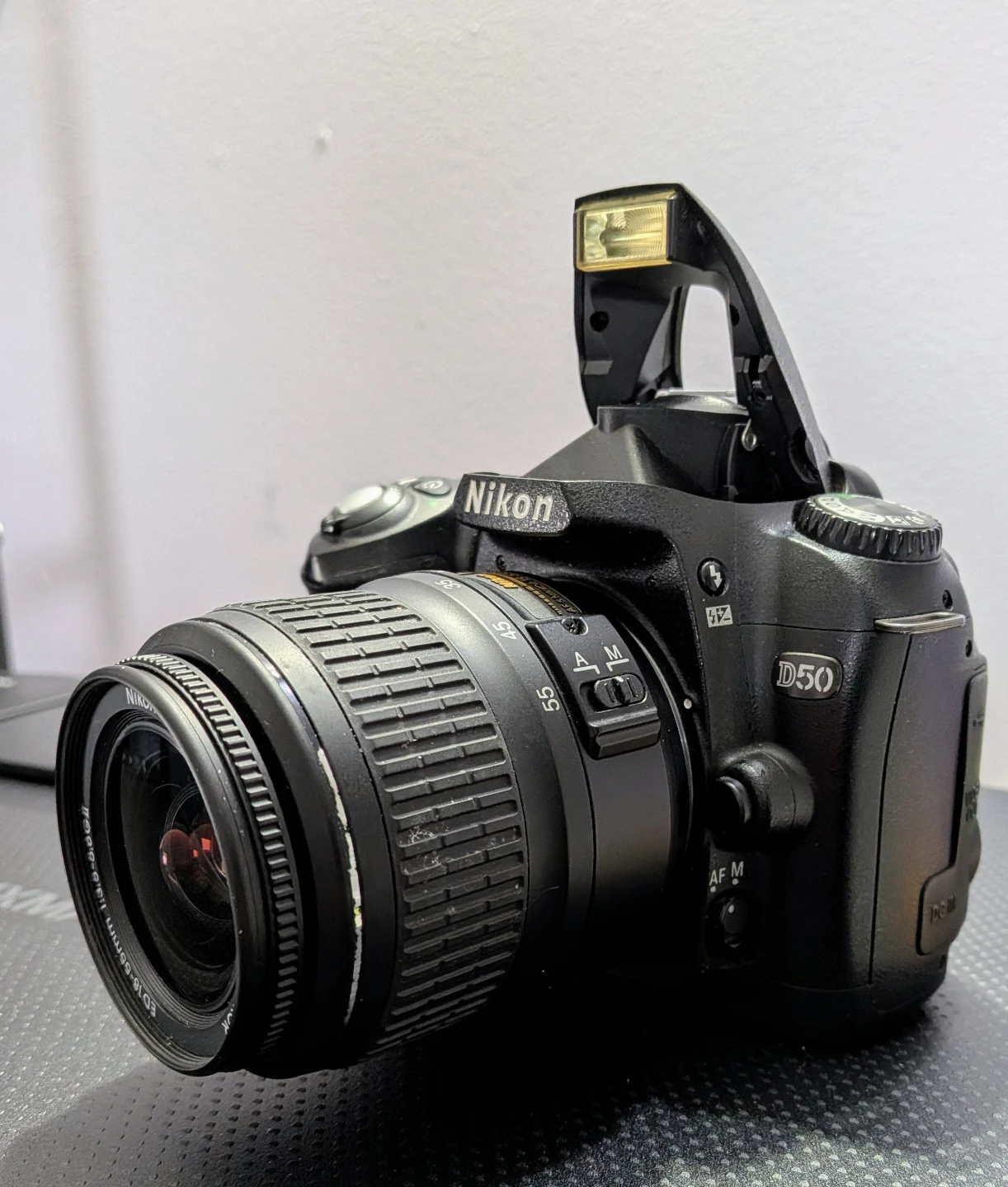 Nikon D50 DSLR Camera with 18-55mm lens - photo 2