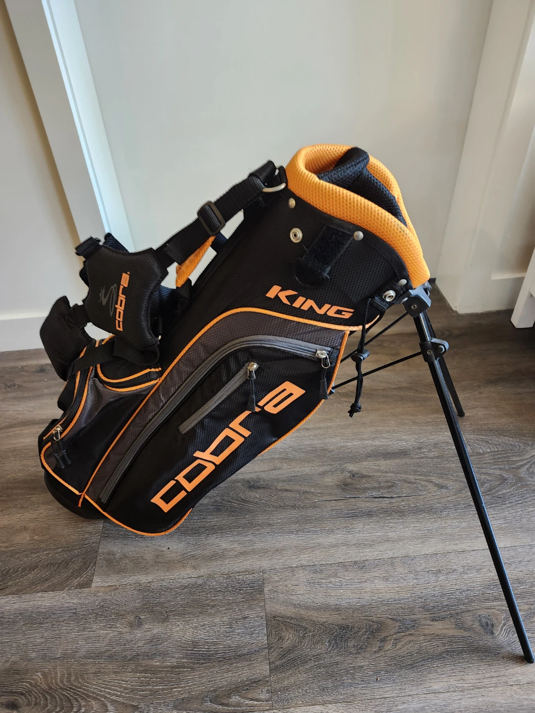 Cobra King Junior Stand Golf Bag - Black/Orange