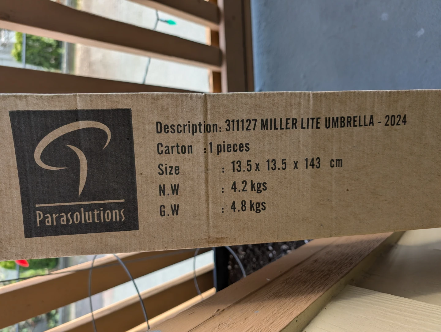 Parasolutions Miller Lite Umbrella 2024