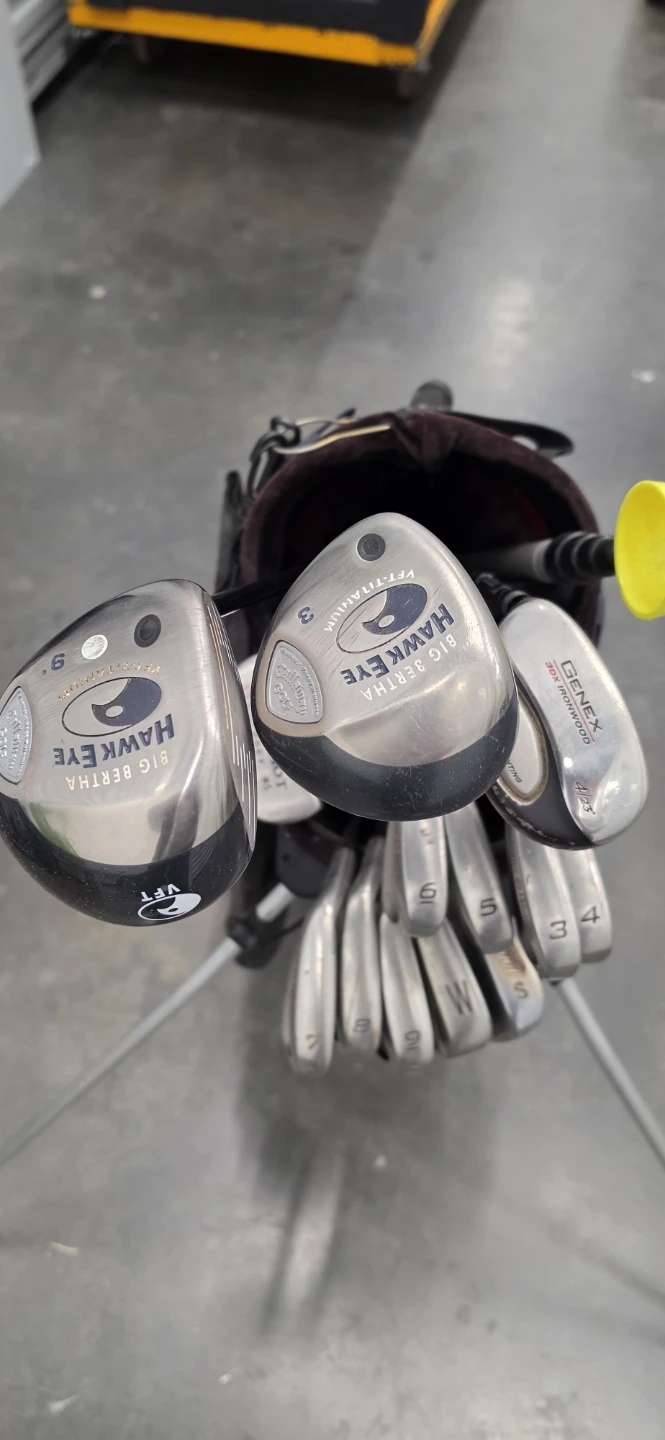 Golf Clubs and Bag ( Left Handed )