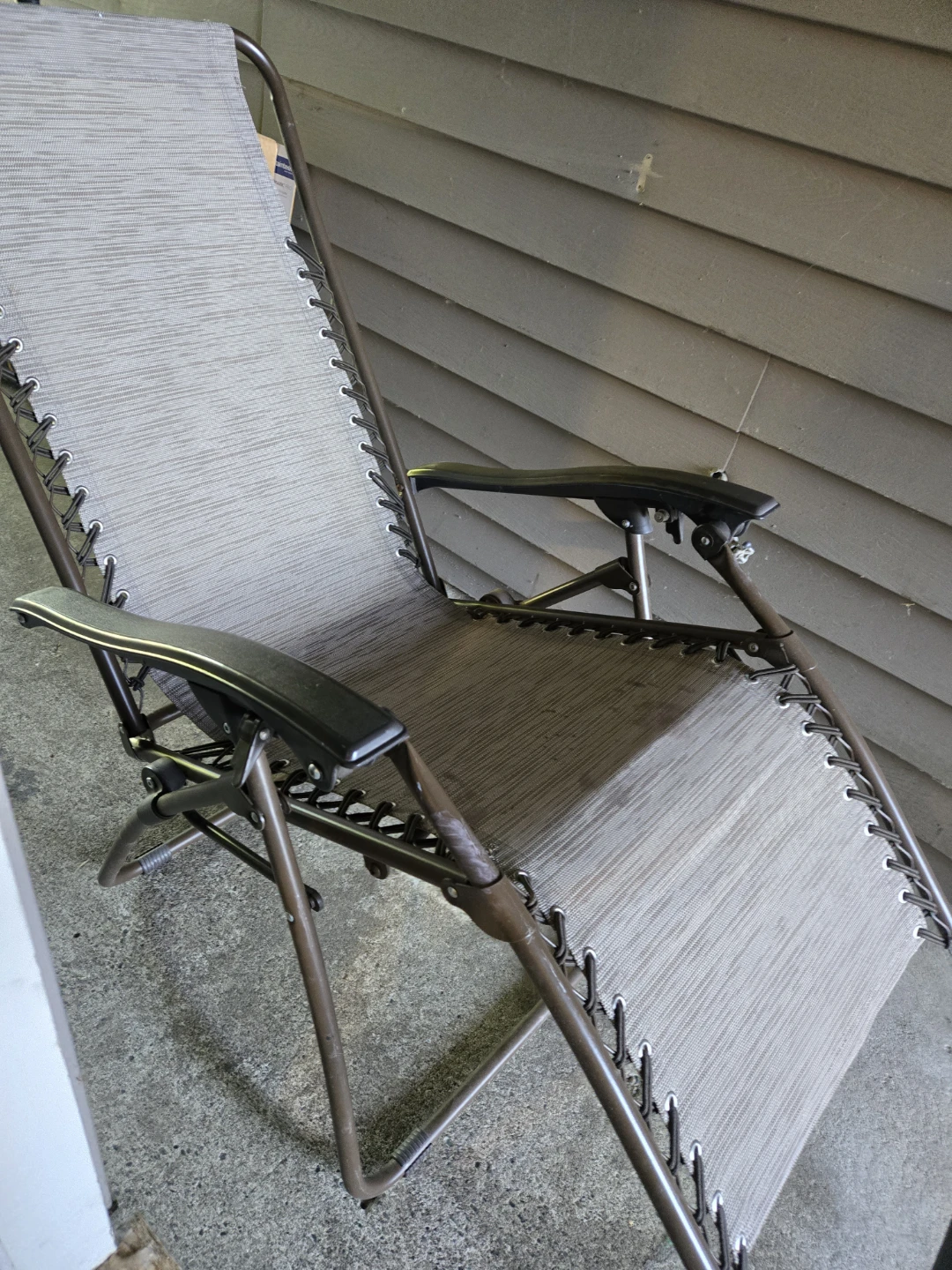 Grey Zero Gravity Chair 30 each buy 2 $50 - photo 3