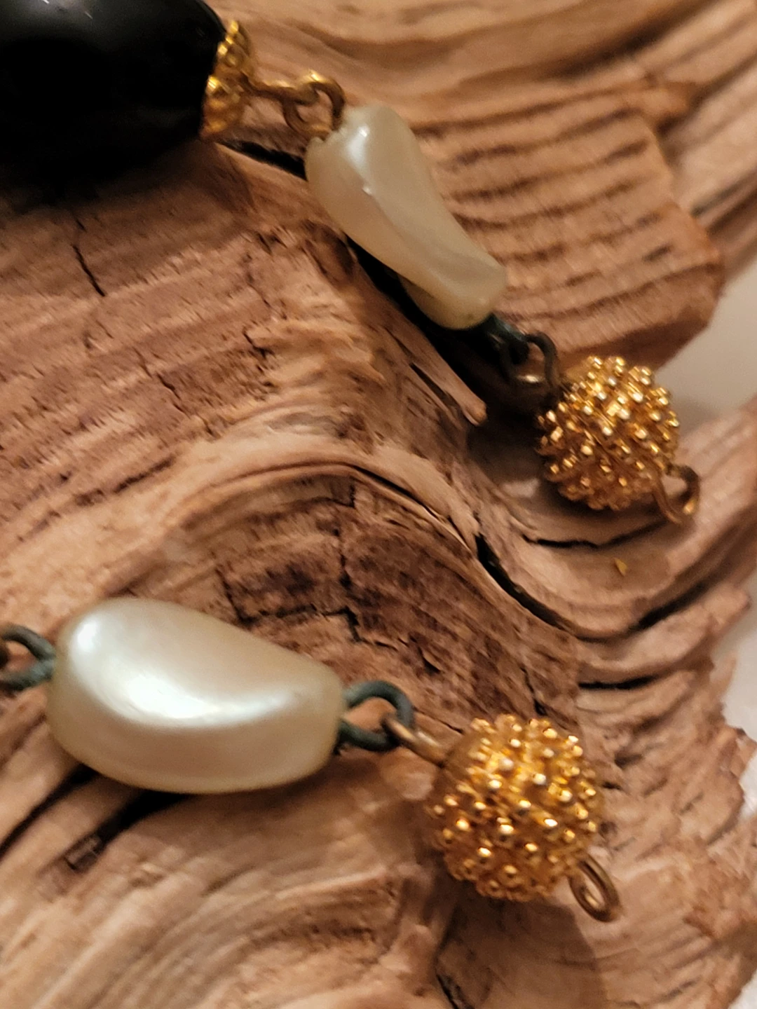 Vintage Black and Pearl Bead Clip-on Earrings - photo 2