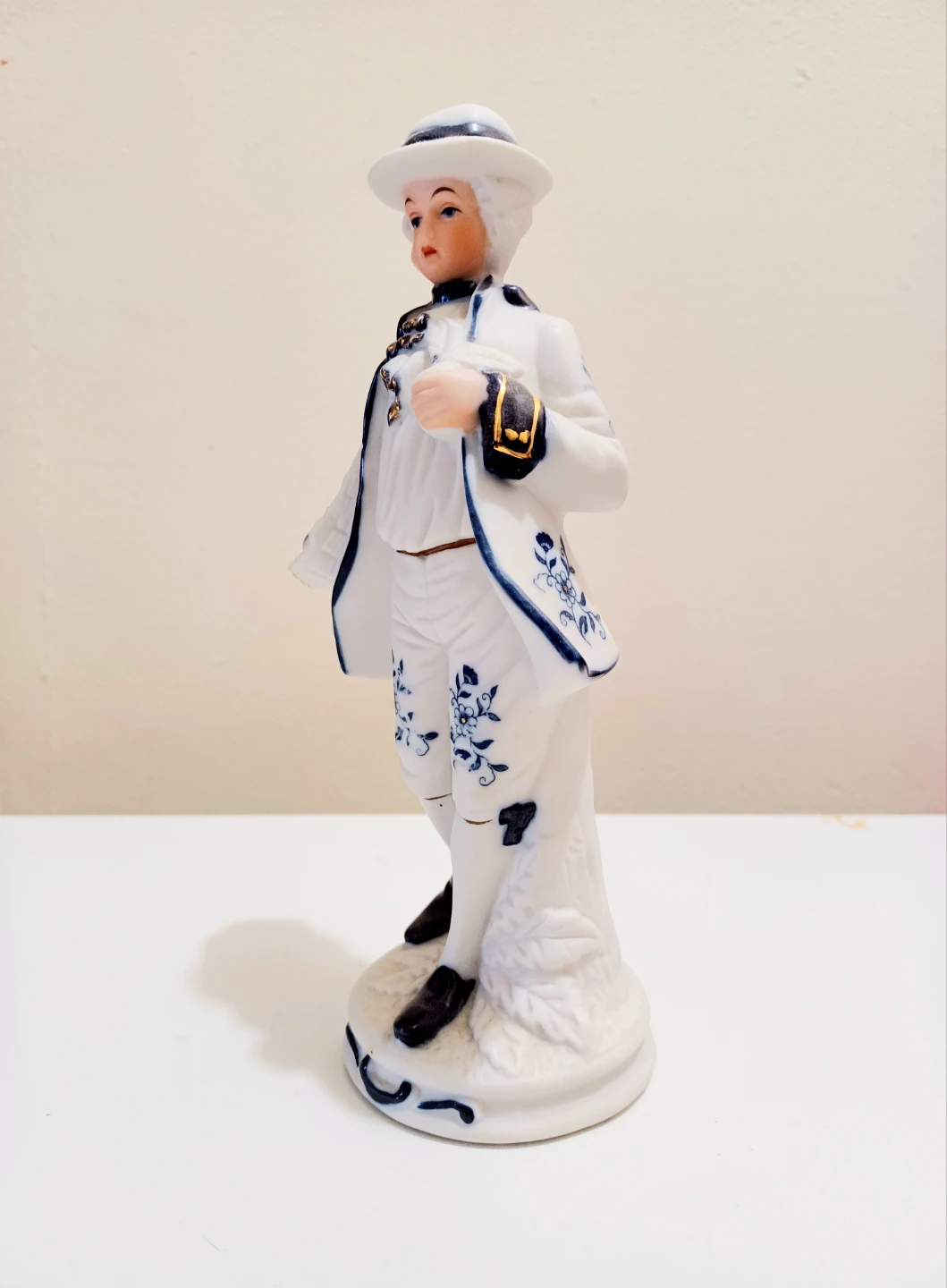 Hand Painted Capodimonte Porcelain Figurine