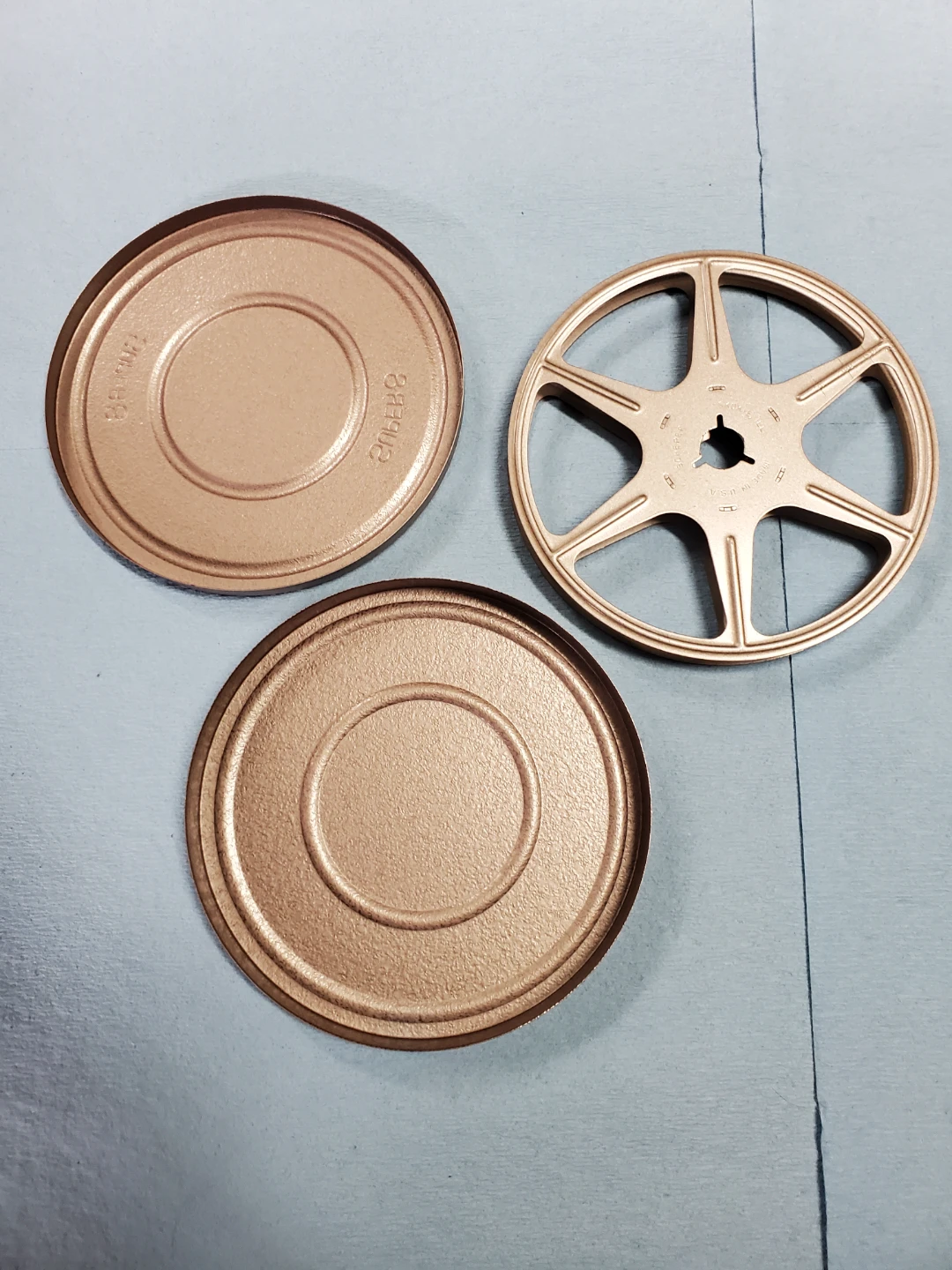 🥕 Super 8 Film Reel with Case - photo 3