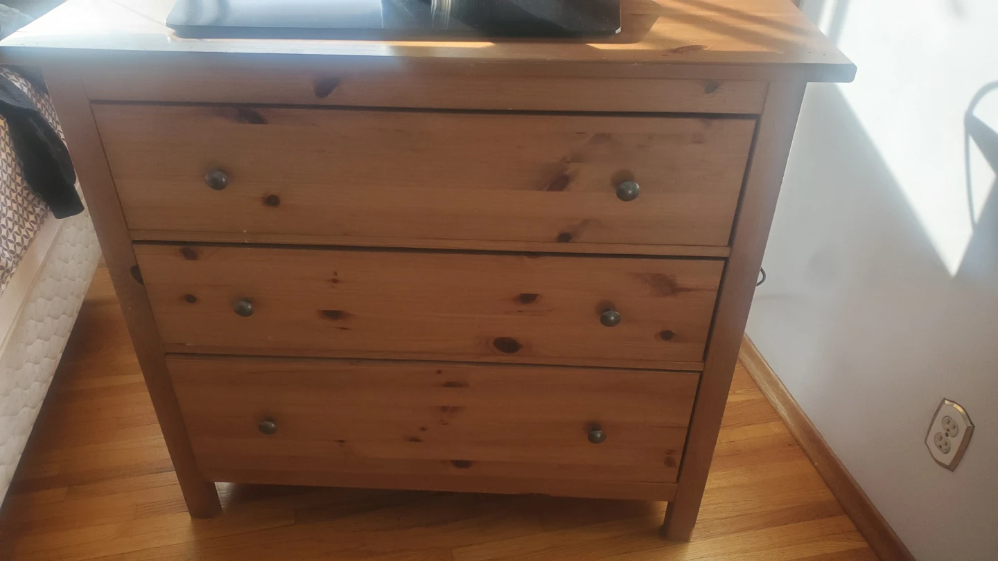 Dresser