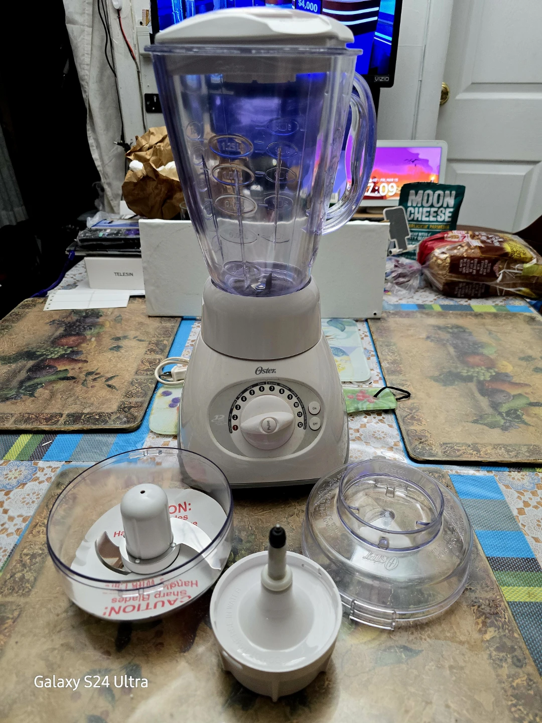 Oster 6871 12-Speed Dial Blender w/ Food Processor Attachment - photo 4