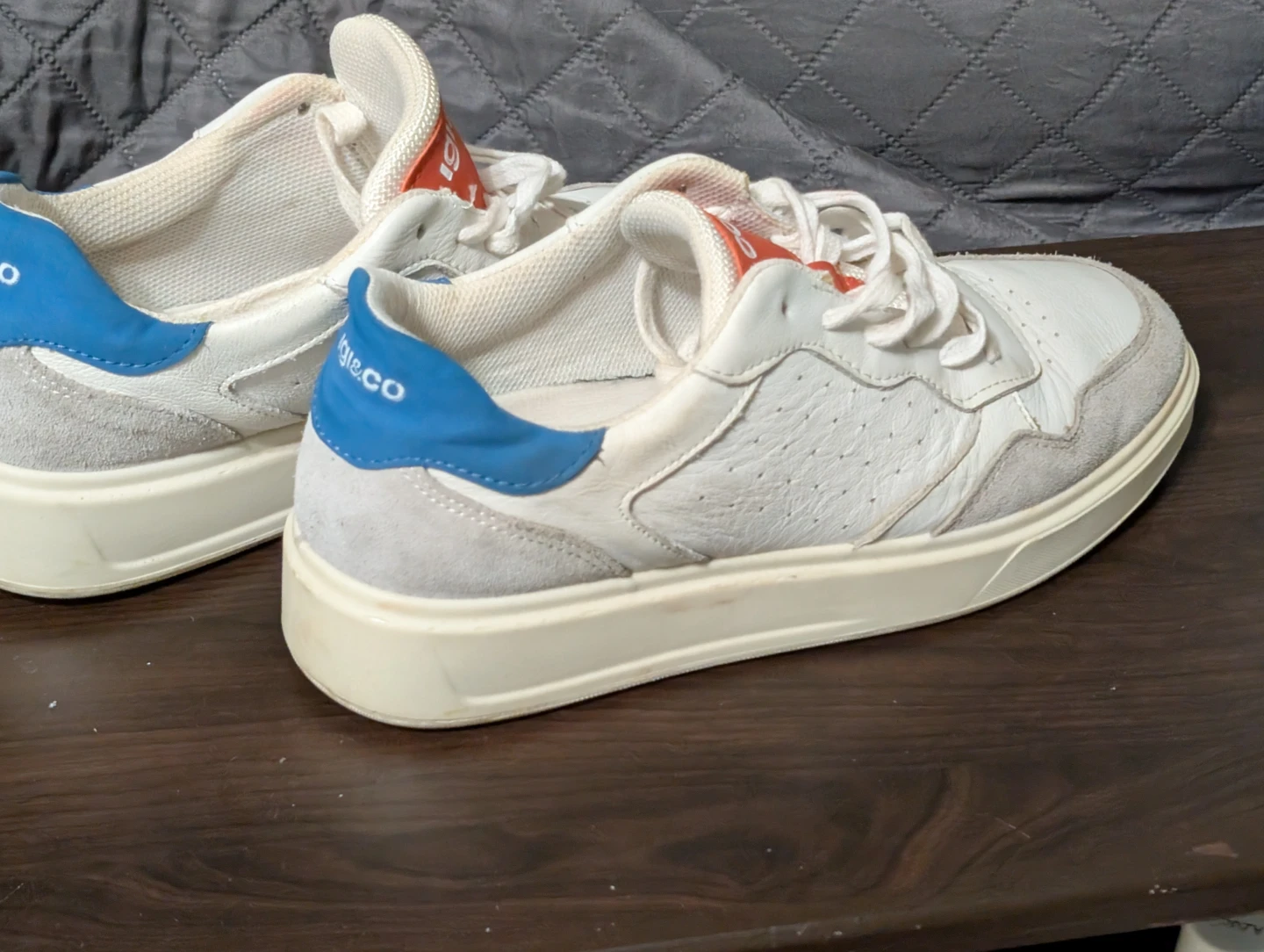 IGI&CO White Leather & Suede Sneakers🥕