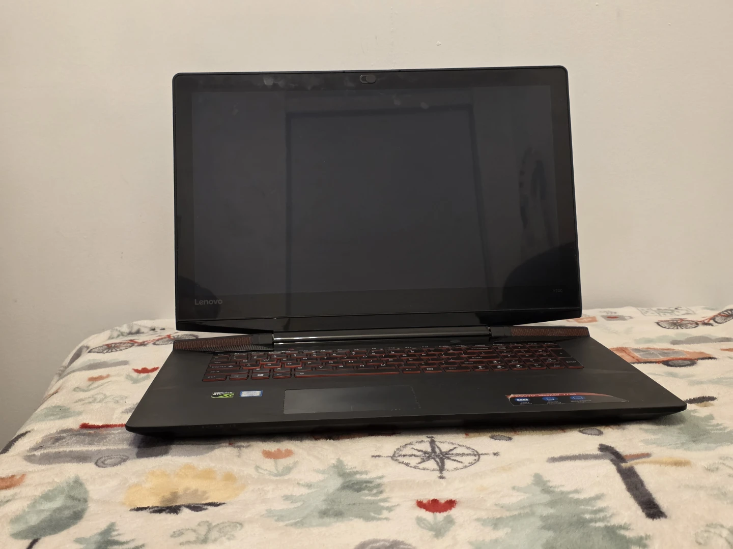 Lenovo Legion Y700 Gaming Laptop - photo 2