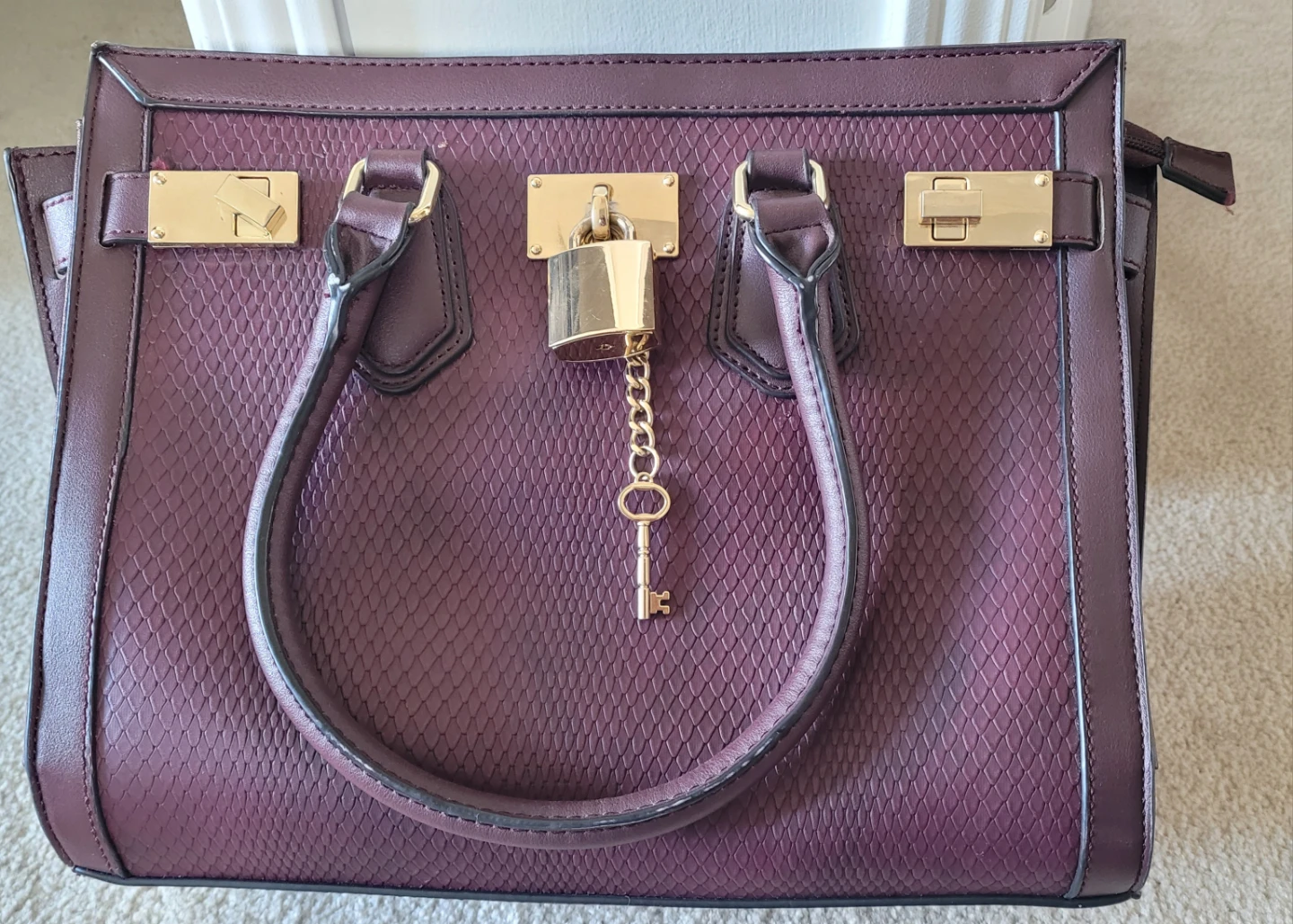 Aldo Plum Textured Tote Bag with Lock Charm - photo 3