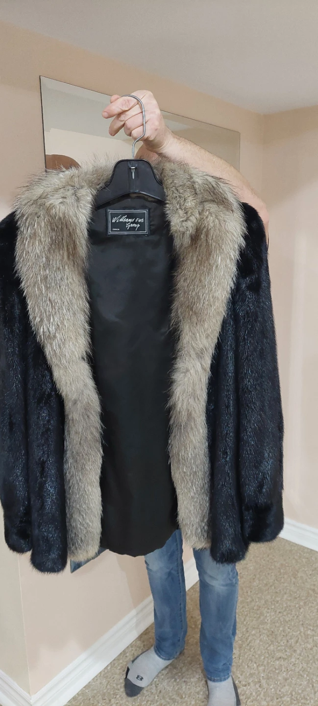 Black Mink Fur Coat with Fox Fur Collar - photo 2