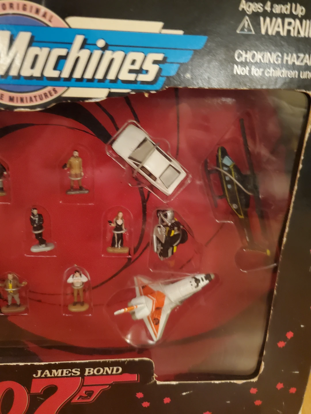 1995 MICROMACHINES SET JAMES BOND UNOPENED - photo 3