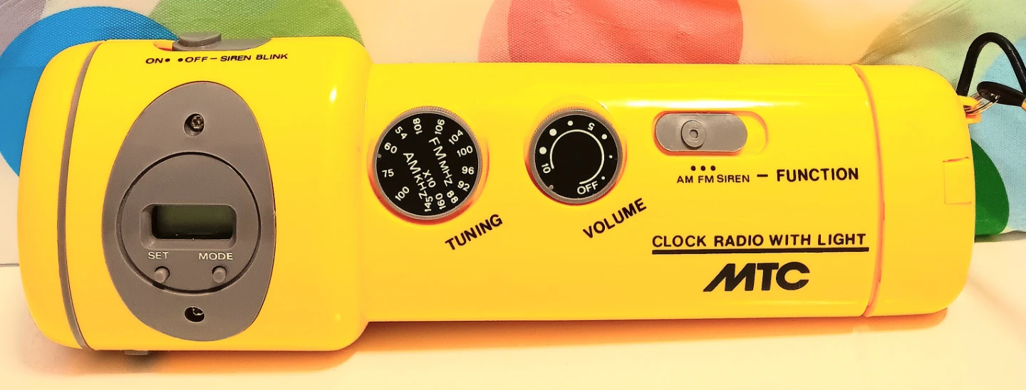 🔦MTC Clock Radio with Flashlight🔦 - photo 3