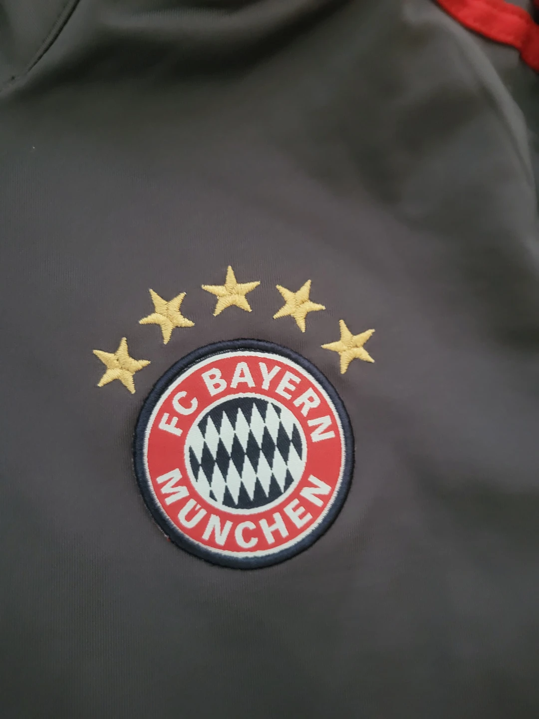 Adidas FC Bayern Munich Tracksuit Size 176 - photo 2