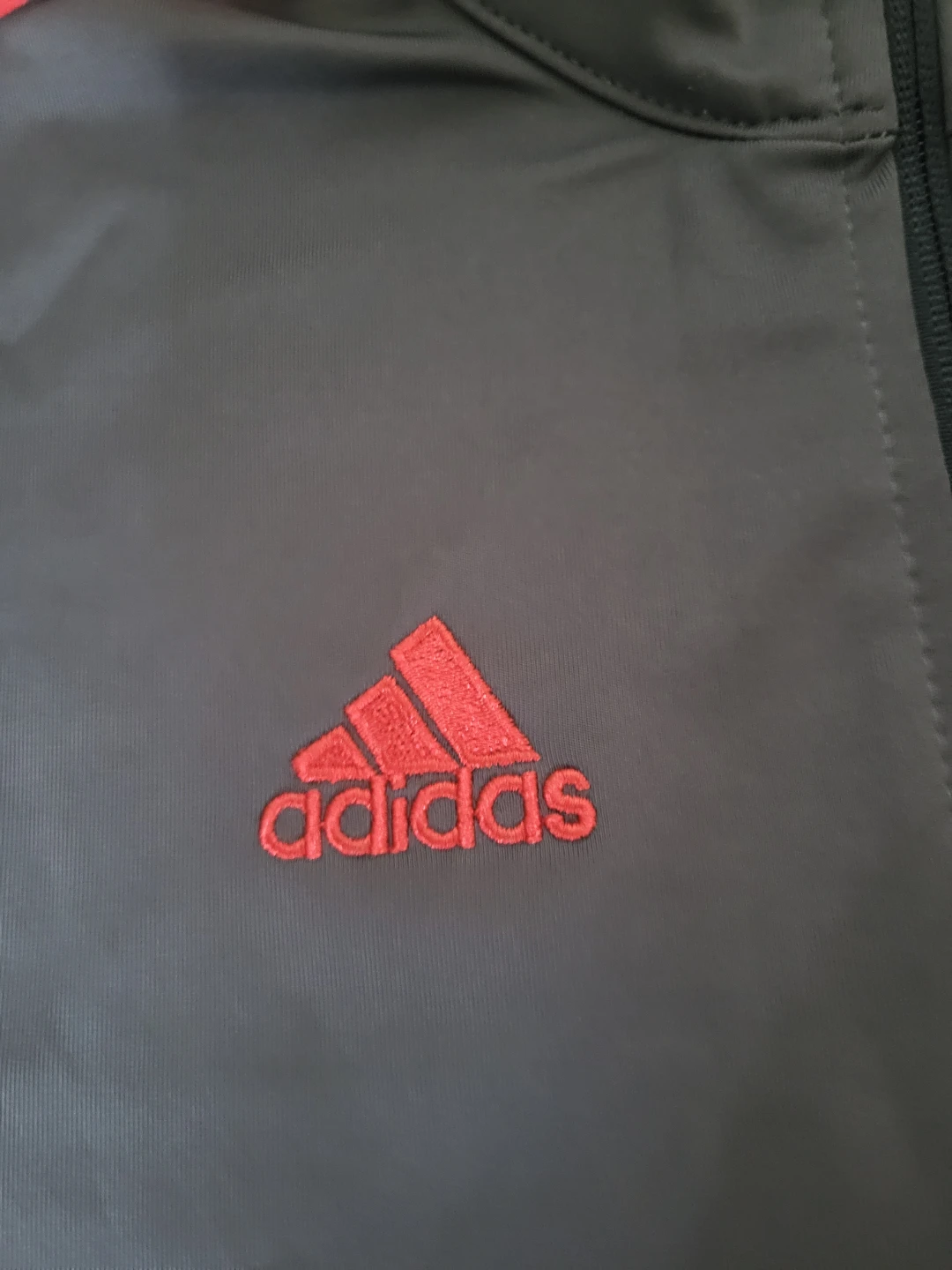 Adidas FC Bayern Munich Tracksuit Size 176 - photo 3