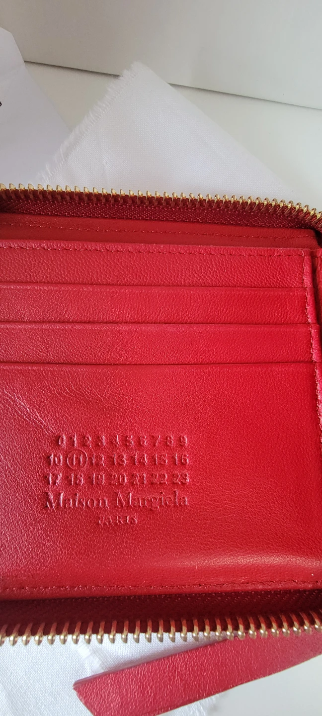 Maison Margiela Red Leather Zipped Wallet - photo 4