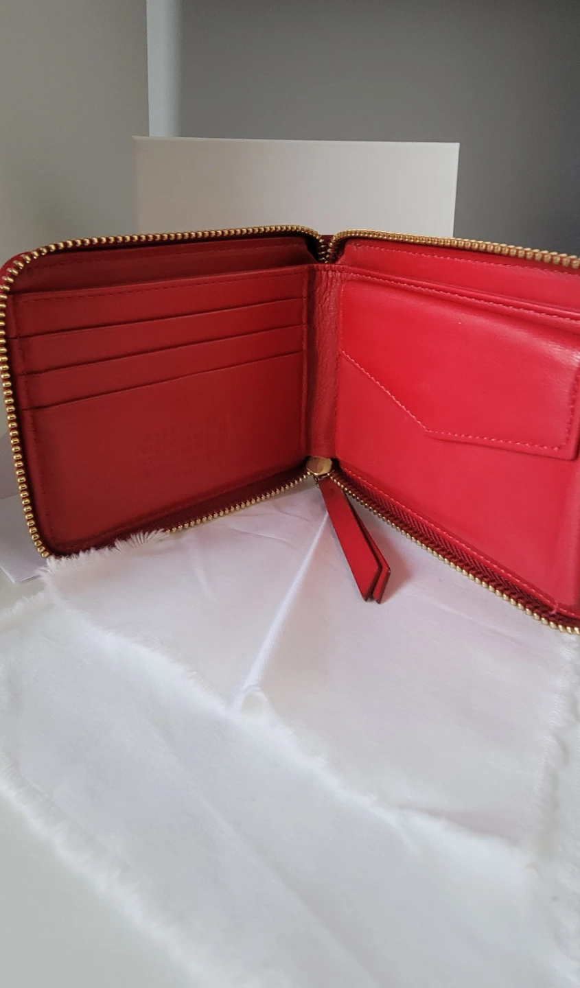 Maison Margiela Red Leather Zipped Wallet - photo 5