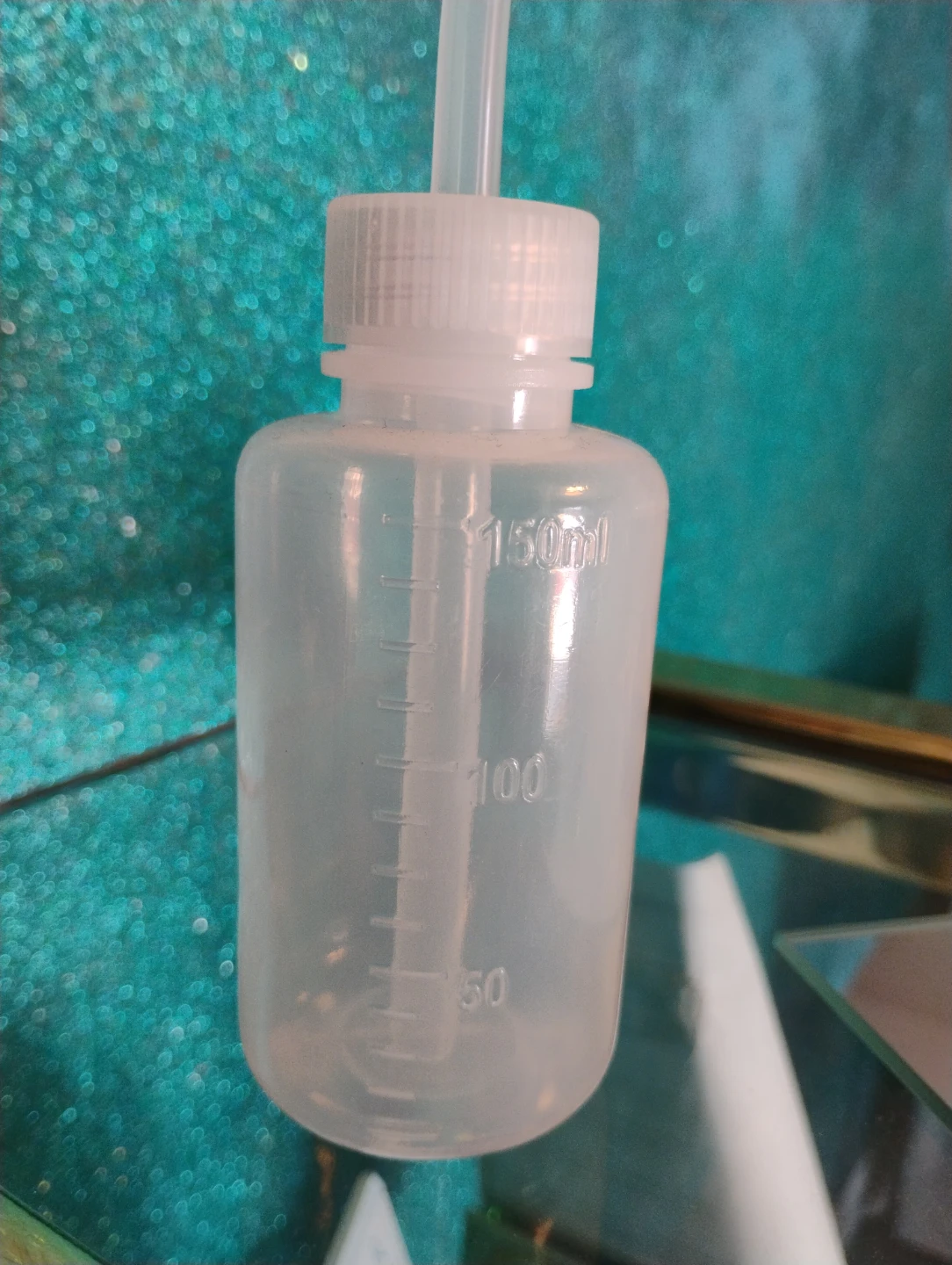 Two 150ml Squeeze Lash Rinse Bottles with Spouts - photo 2