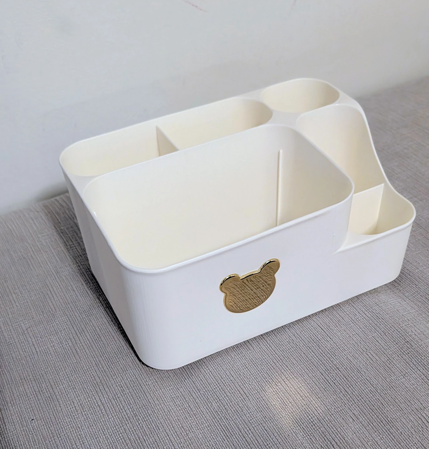 Brand New White Desktop Organizer with Bear Emblem - photo 2