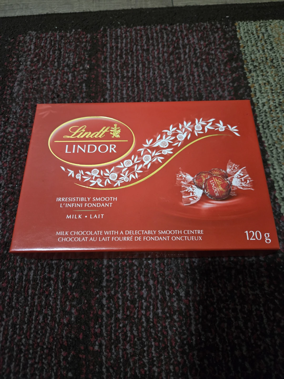 Lindt Lindor Milk Chocolate Truffles 120g