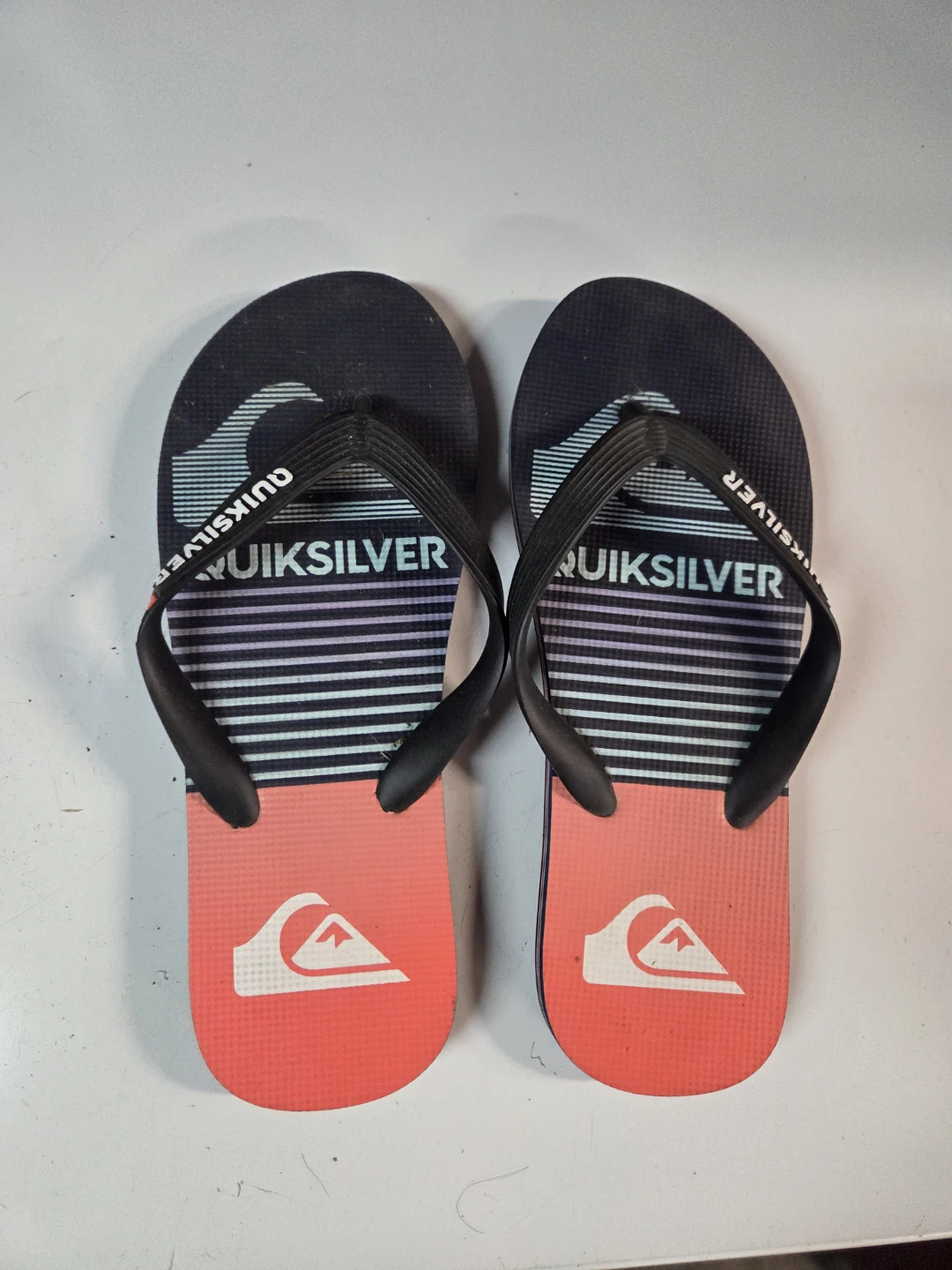 Quiksilver Flip Flops - 7+