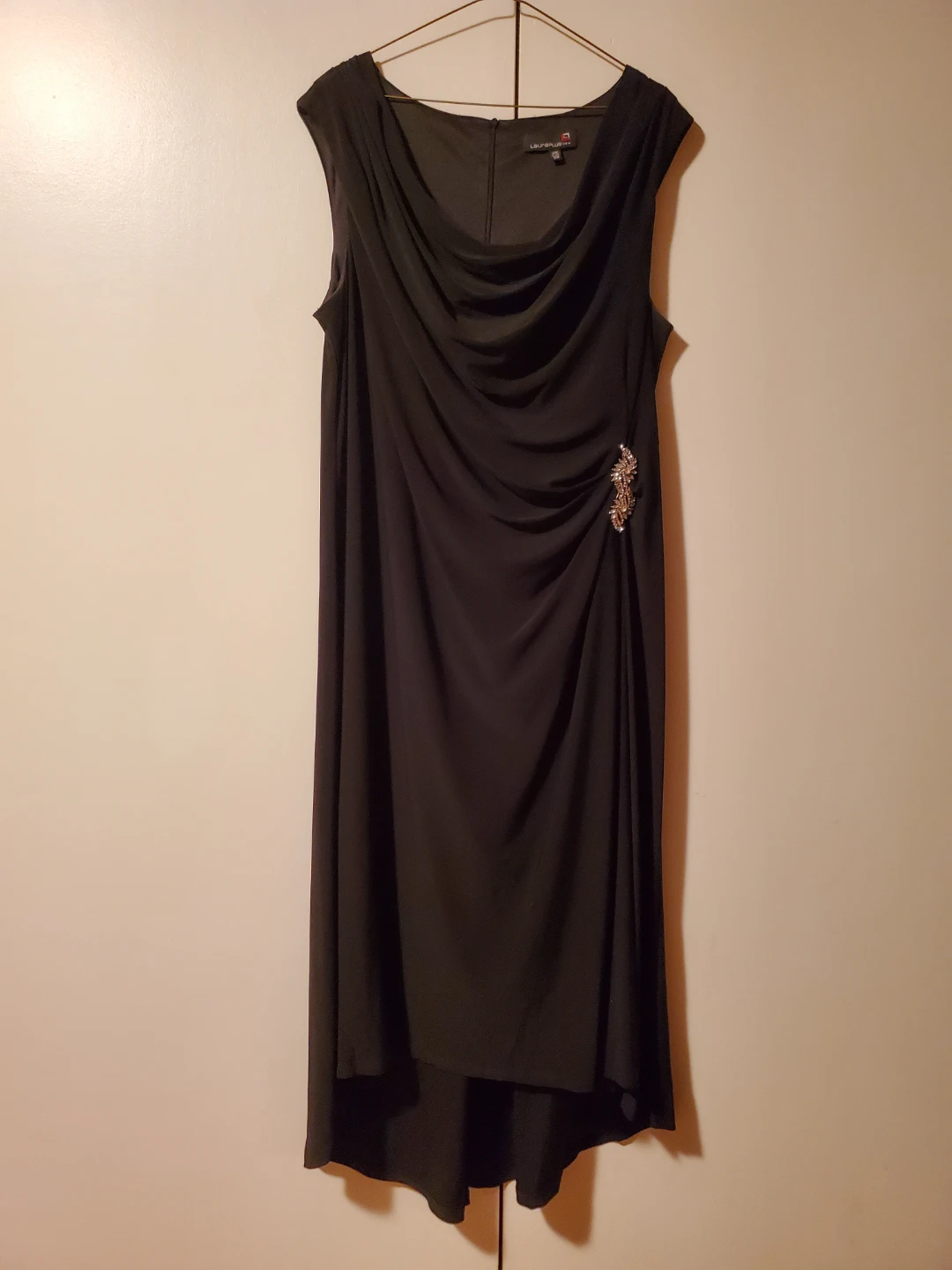 🥕 Laura Plus Black Embellished Dress Size 18W