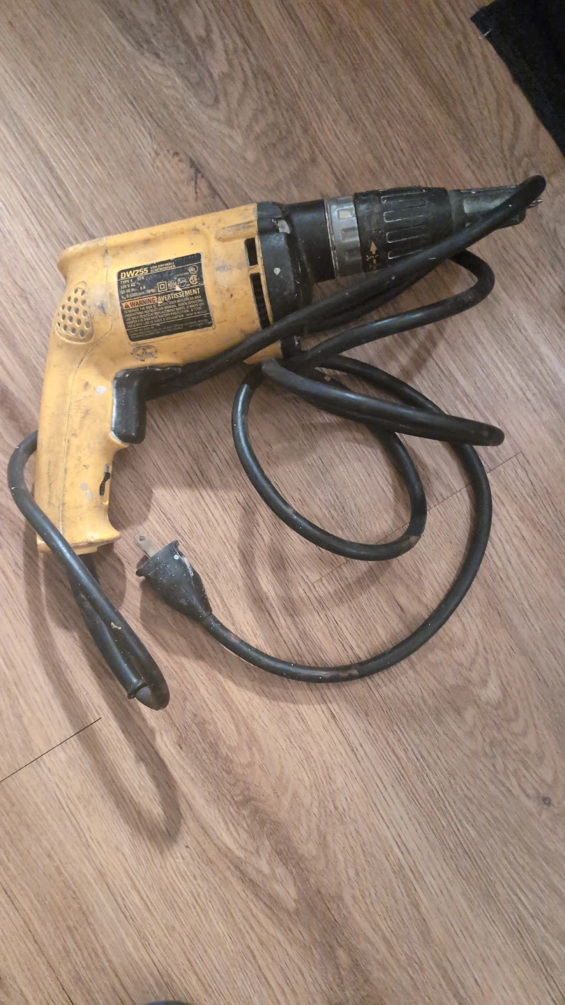 DEWALT DW255 Corded Screw Gun