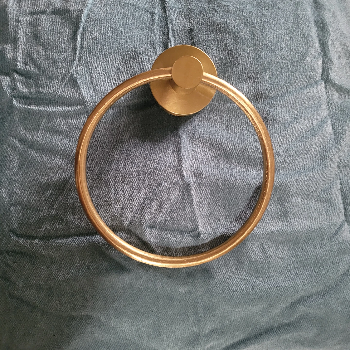 Towel ring - Brushed gold