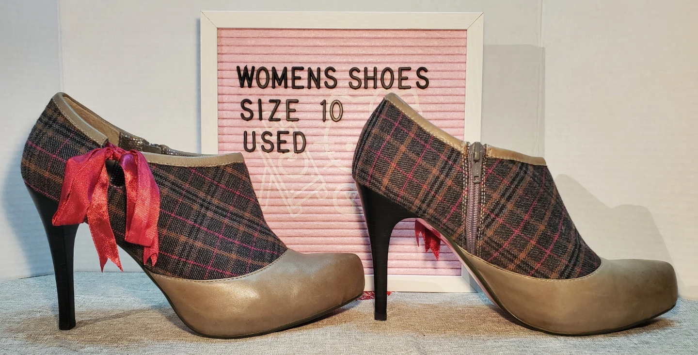 Poetic Licence Women's Ankle Boots Size 10 Grey Plaid Heels - photo 3