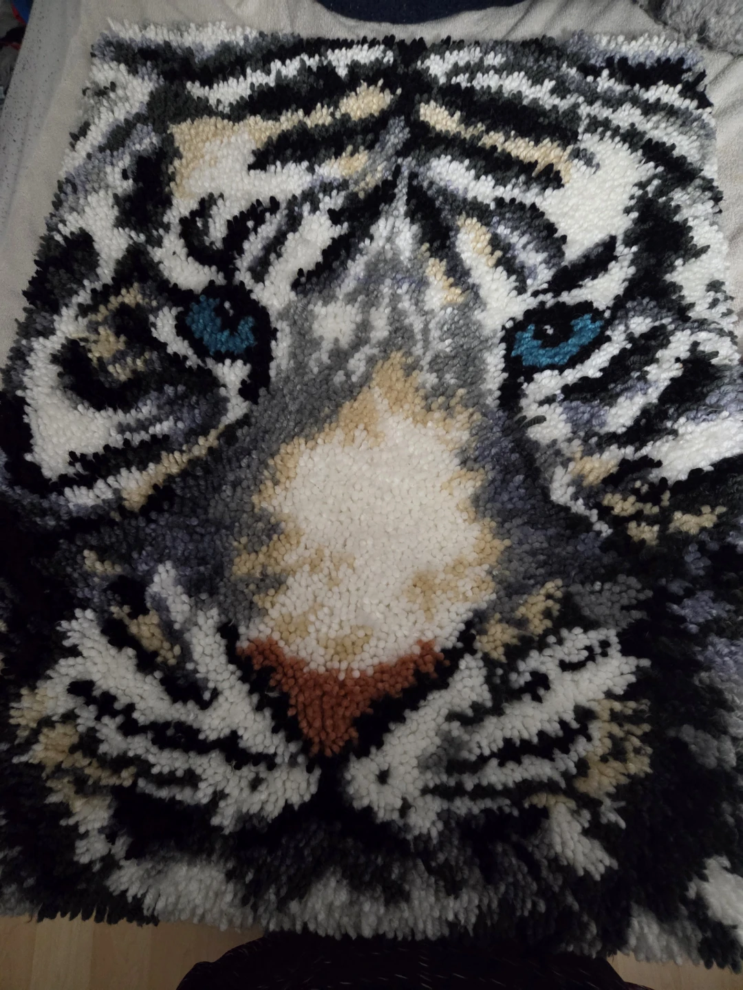Craft Rugs - Tiger, Horse, Butterfly Designs - photo 2