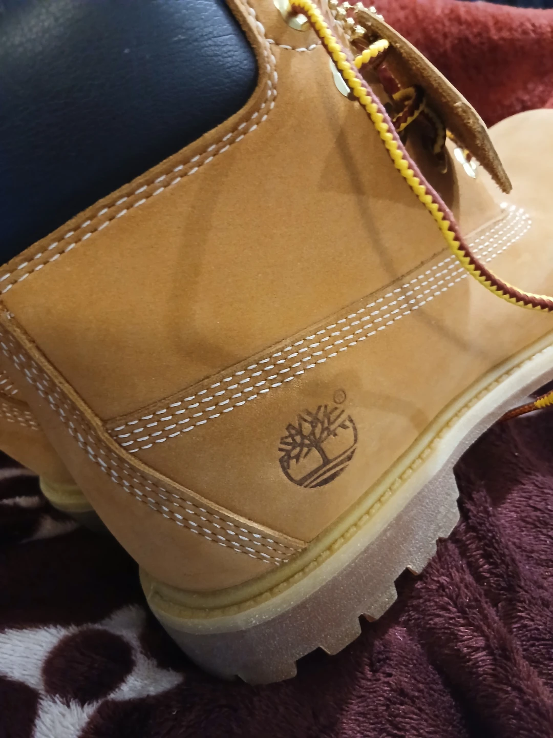 Timberland Classic Wheat Boots Toddler Size 7 - photo 2