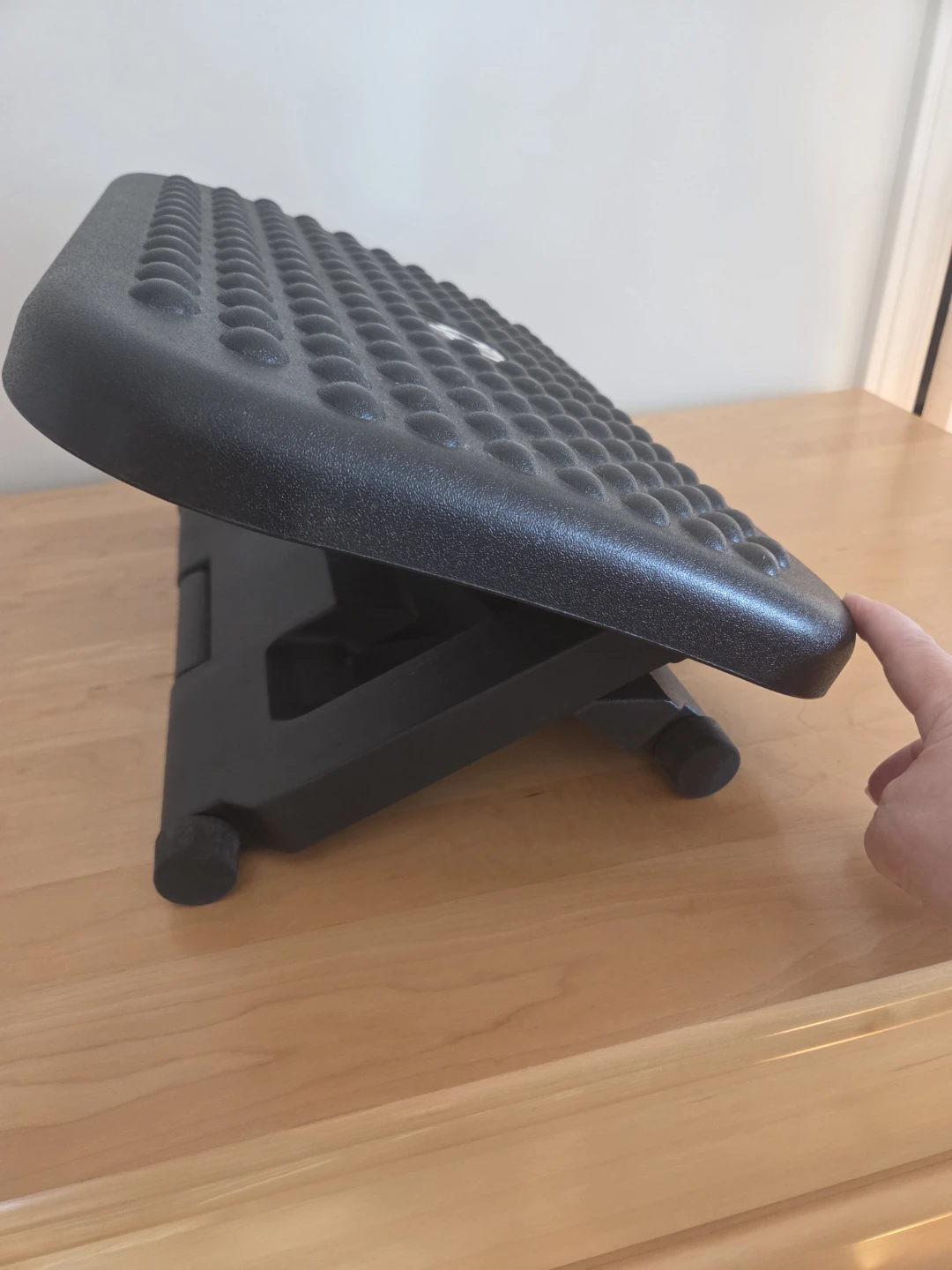 Mind Reader Adjustable Ergonomic Footrest - photo 2