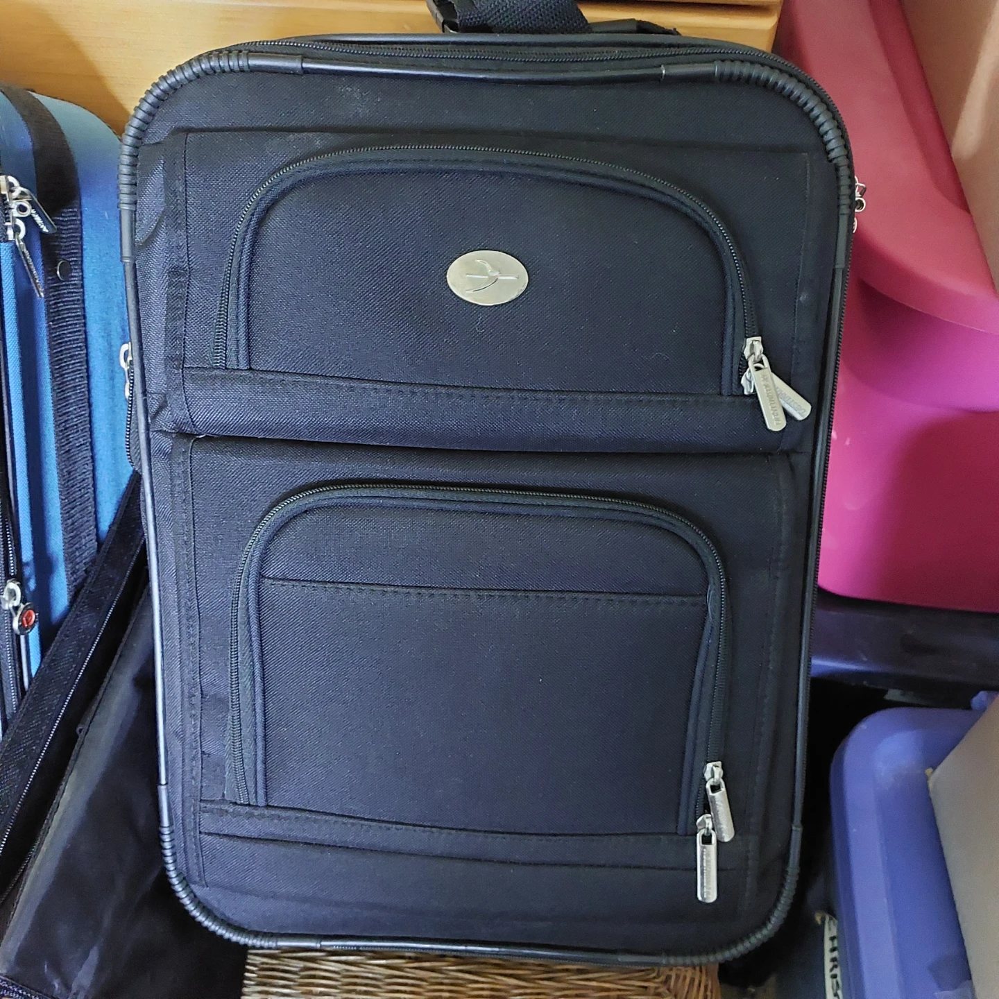 Cambridge by Travelway Black Luggage Set - photo 2