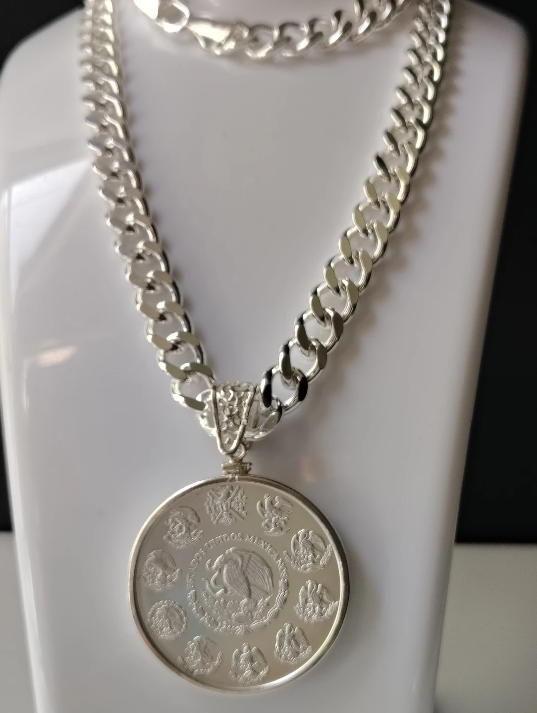 Silver plated necklace with coin 2023 libertad de México - photo 2