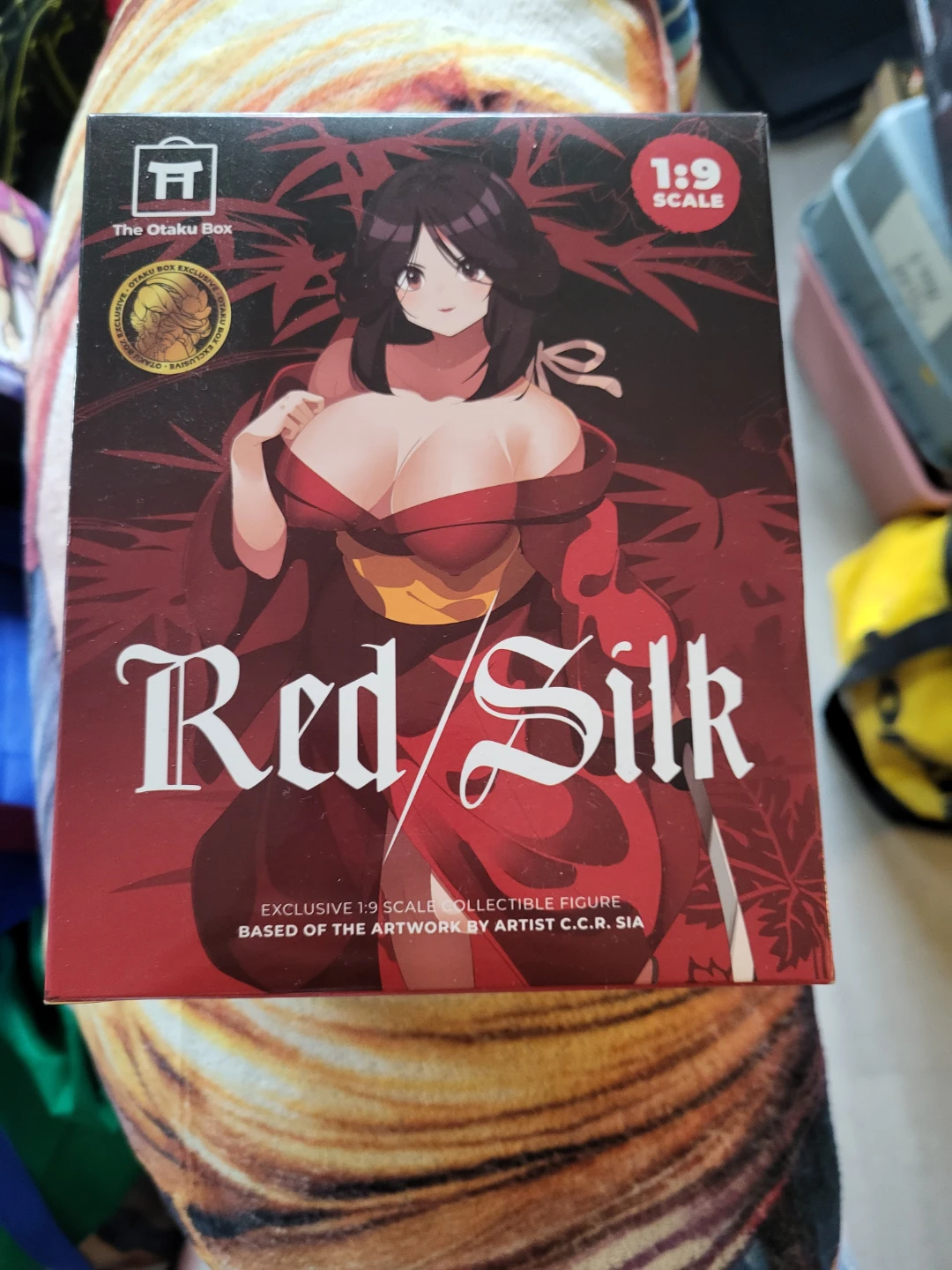 The Otaku Box Red Silk 1:9 Scale Collectible Figure