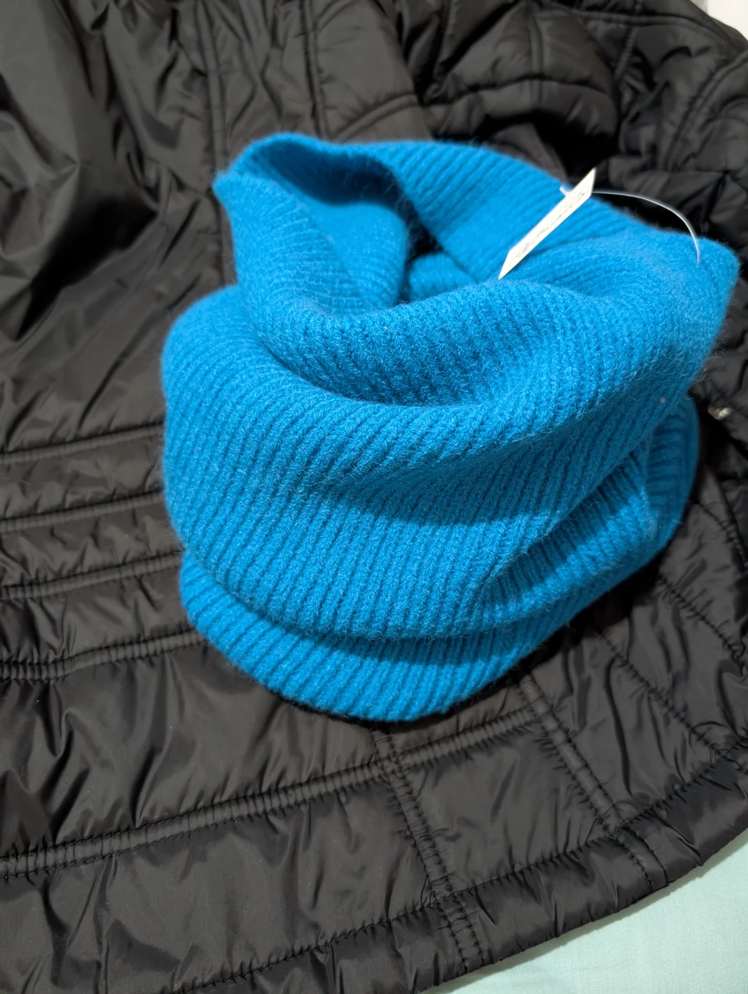 Neck Warmer (New - with tag) - photo 3