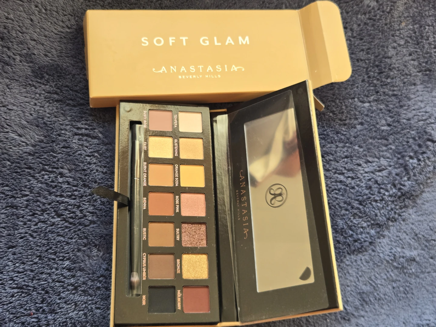 NEW! Anastasia Beverly Hills Soft Glam Eyeshadow Palette - photo 2