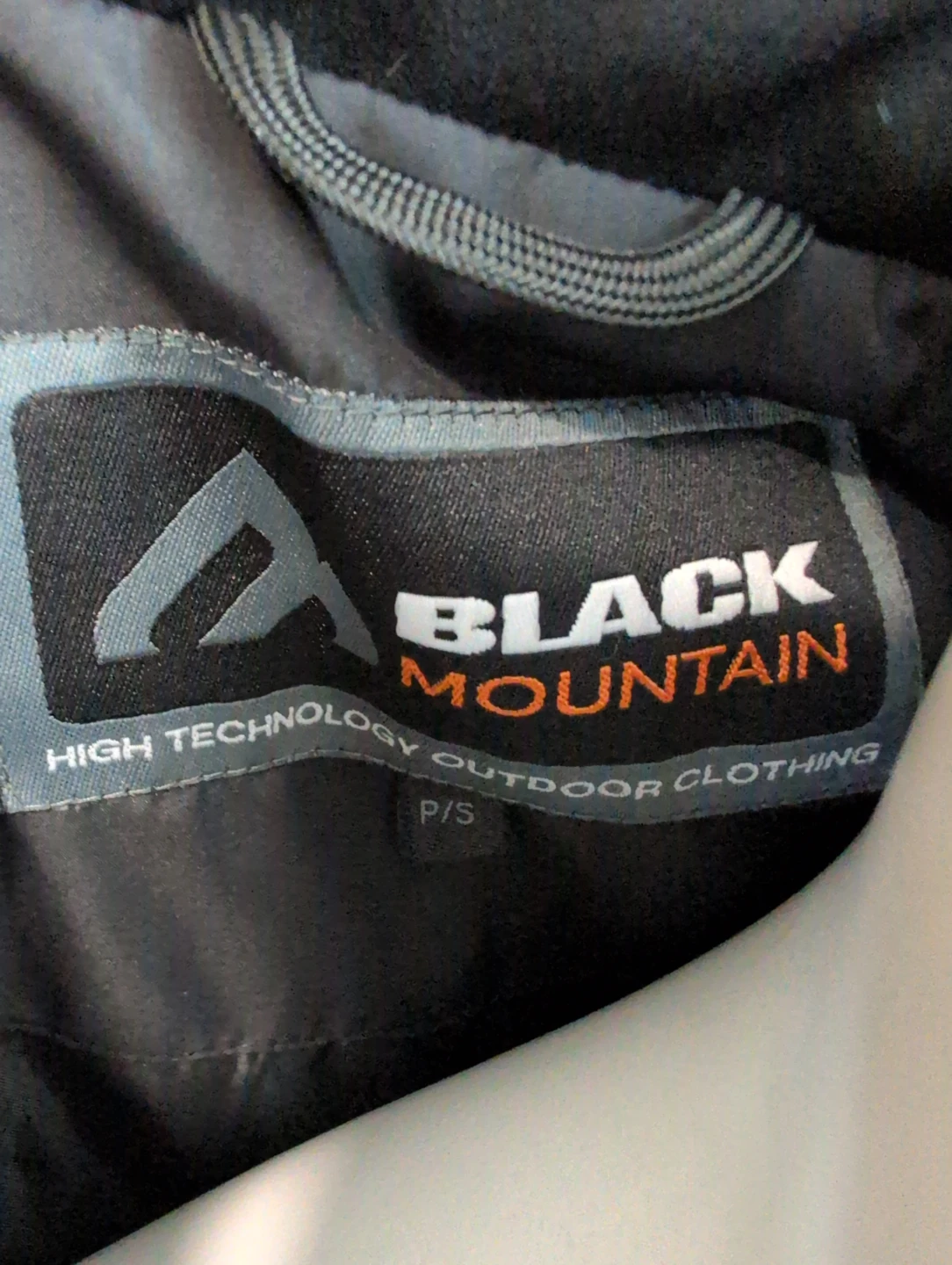 Black Mountain Puffer Vest - photo 5